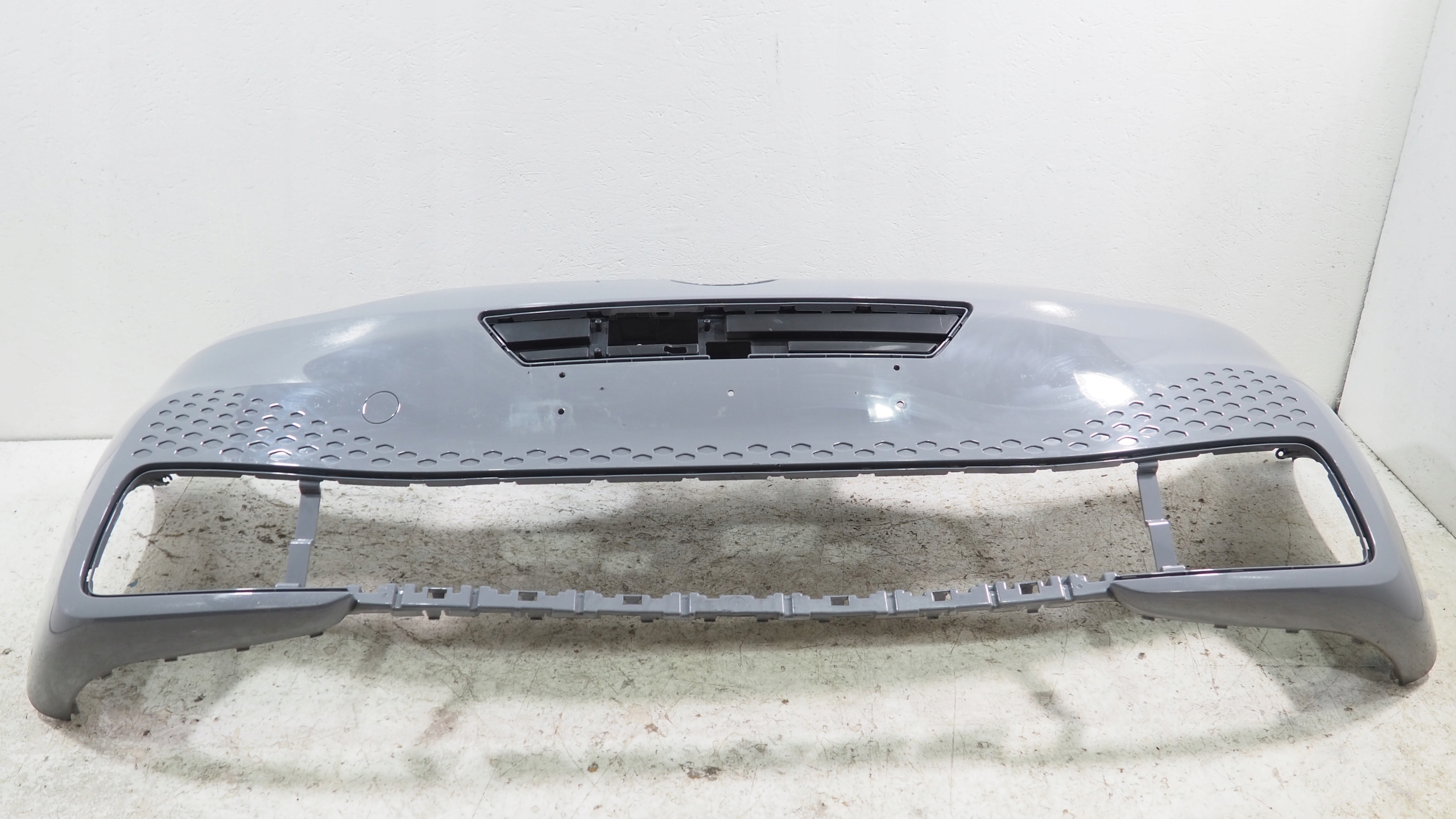 VW ID3 nárazník predok predný 10A807221
