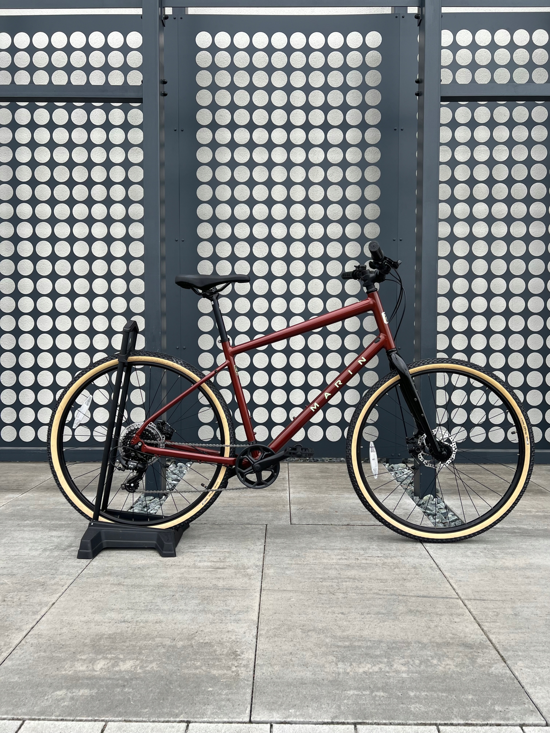 Rower Marin Kentfield 1 L 700C Kod producenta A-2885F-F2-19