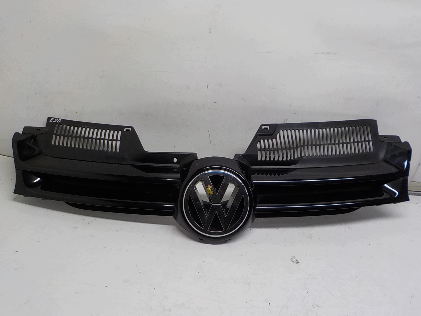 VW GOLF V HB grill grille radiator VW OE