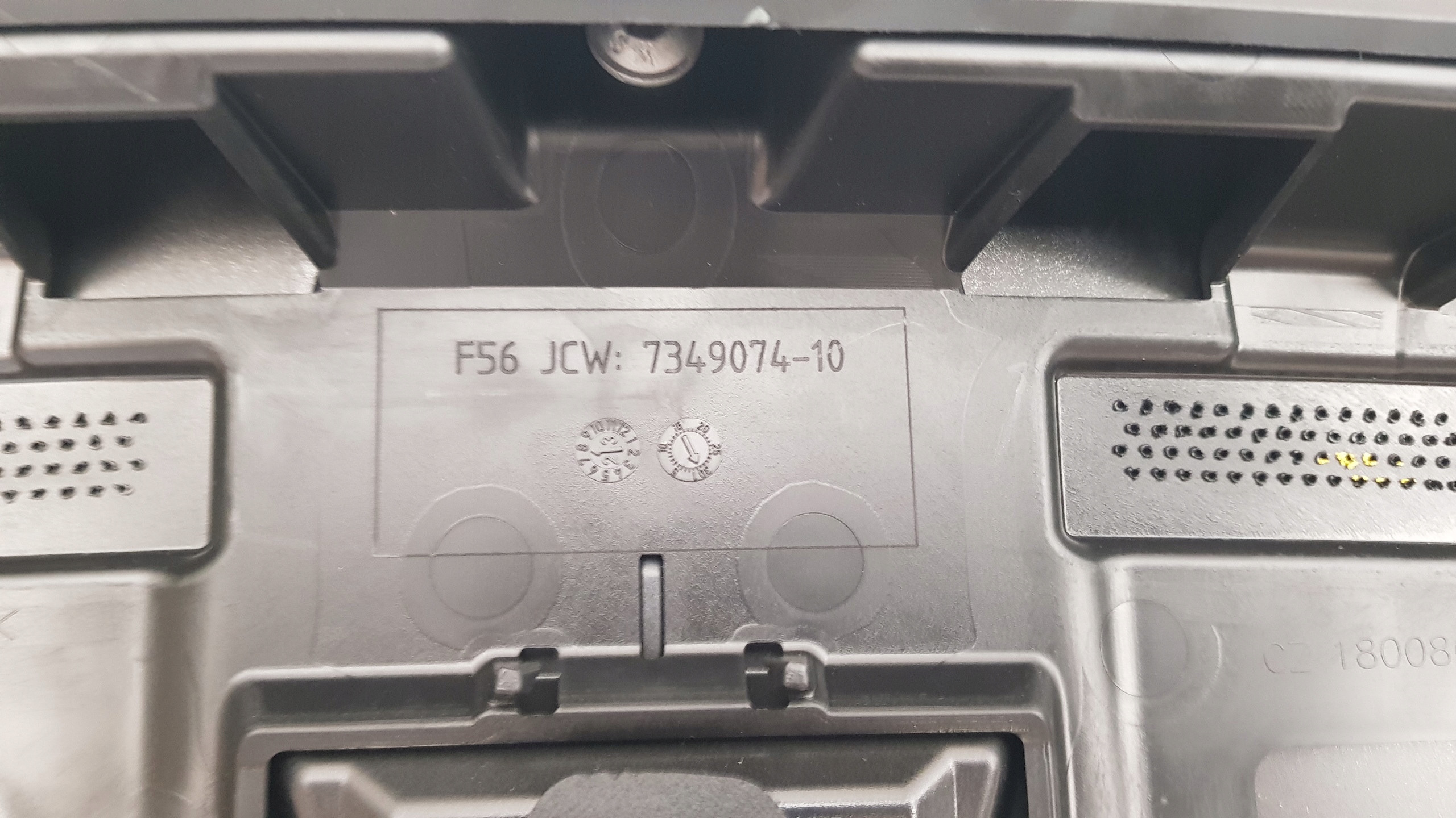 спойл крышки спойлер MINI COOPER F56 s комплектный