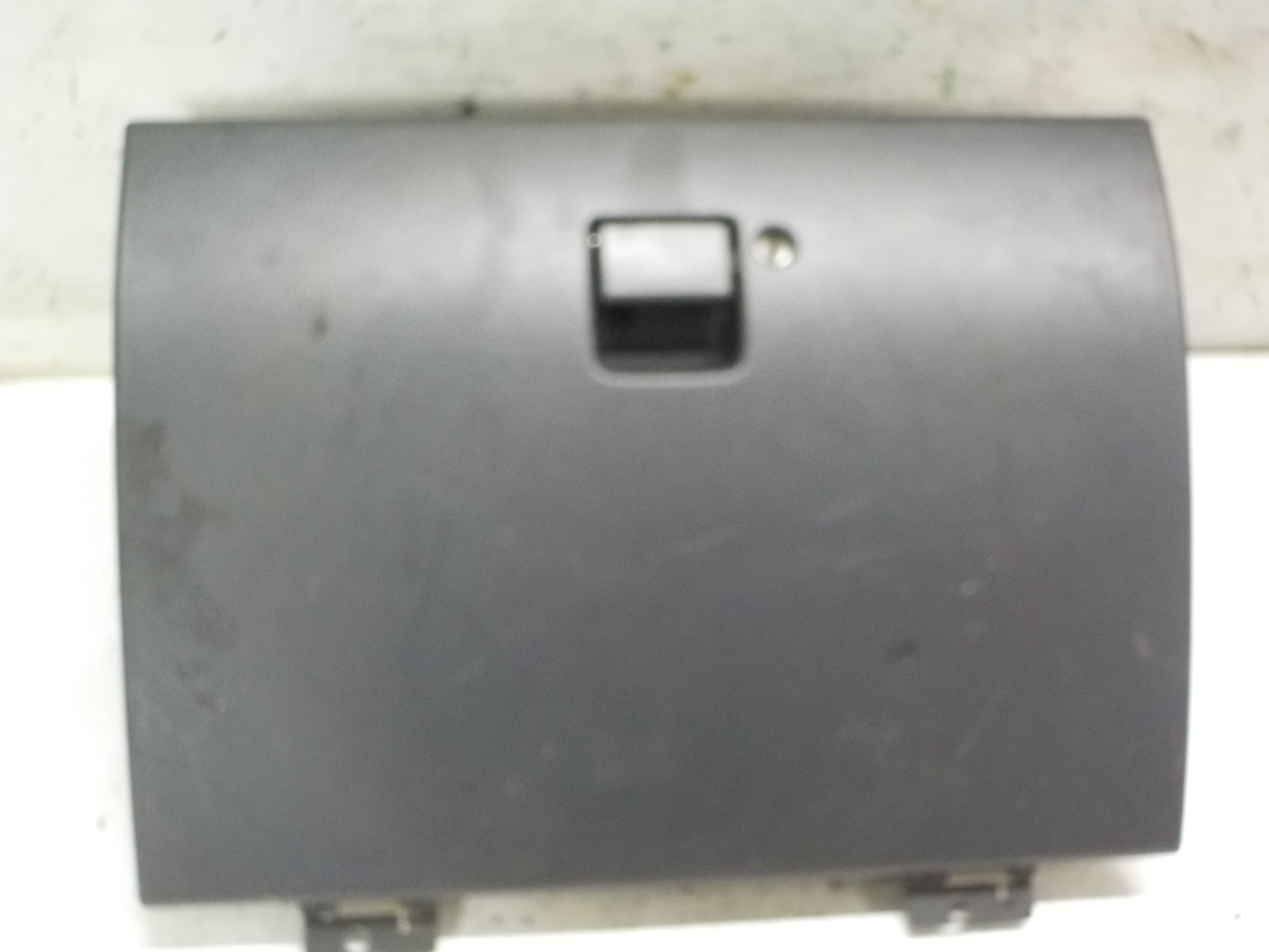 FRONTERA b бардачок пассажира