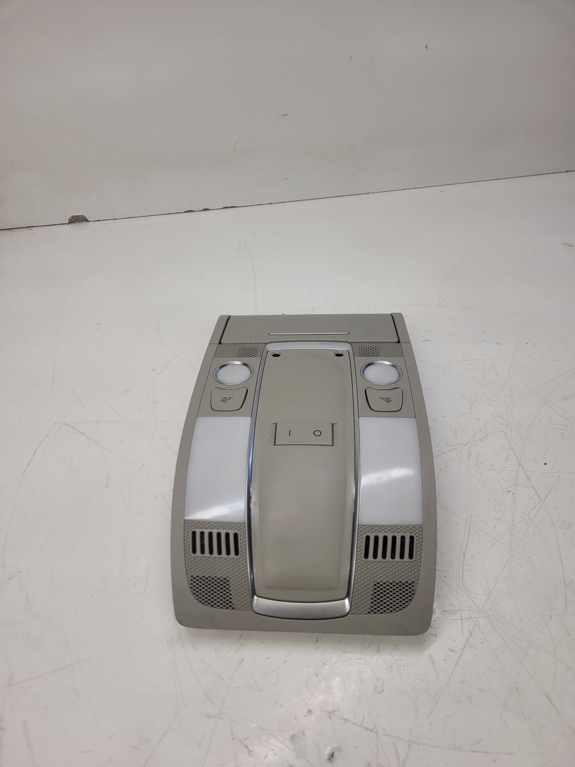 light OSWIETLENIE cabs AUDI Q7 4L 4L0947135F