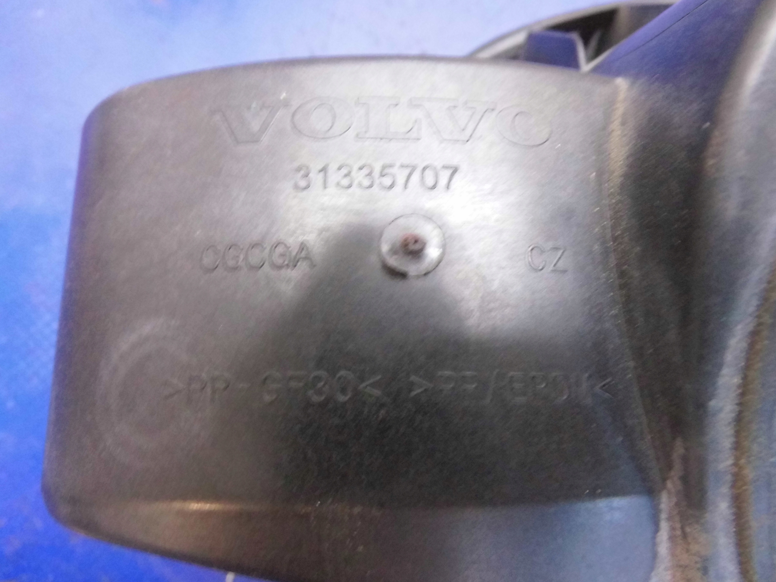 KLAPAKA WLEW 2.0D Carburant VOLVO S60 II V60 II