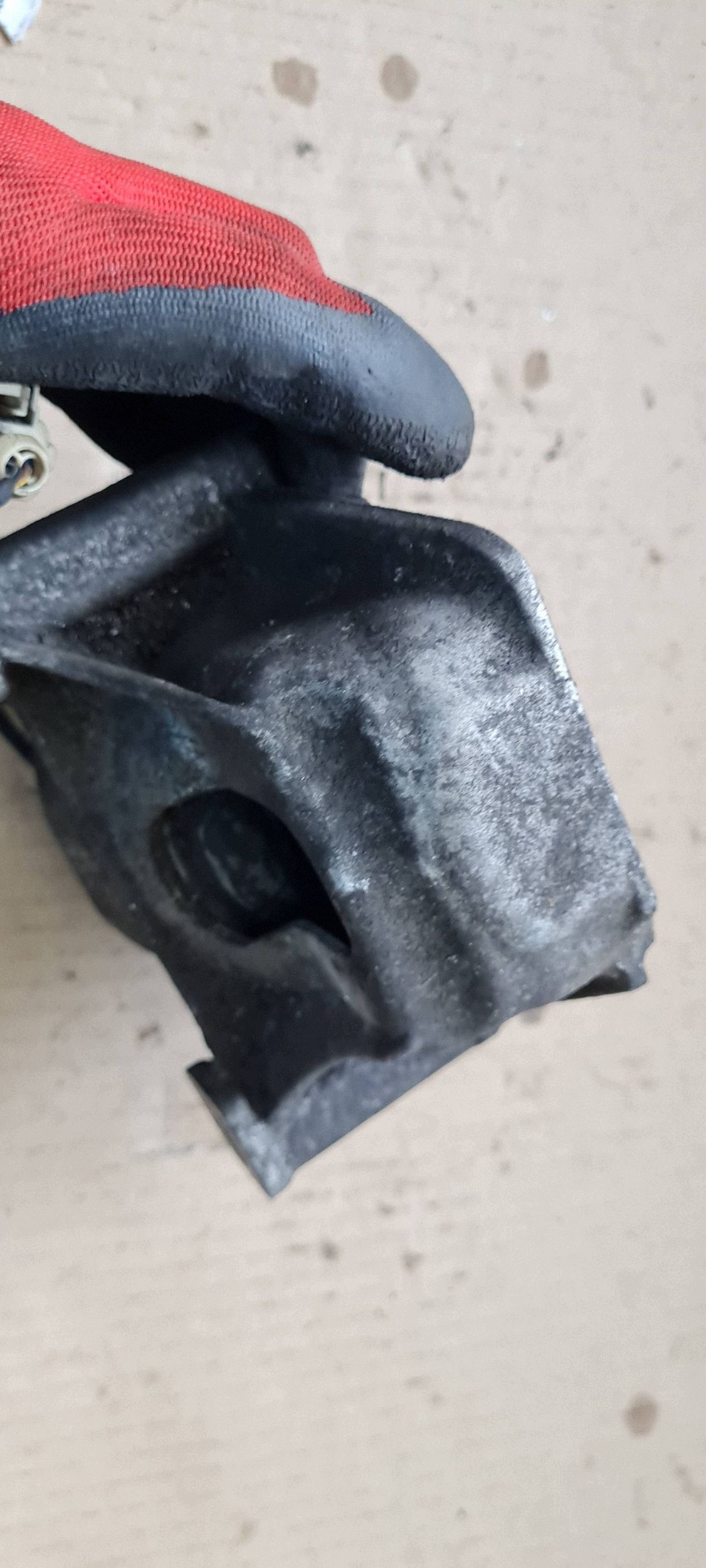 A5 8T LIFT engine mount sensor left 2.0 TDI 8R0199381B A4 B8 Q5 8R