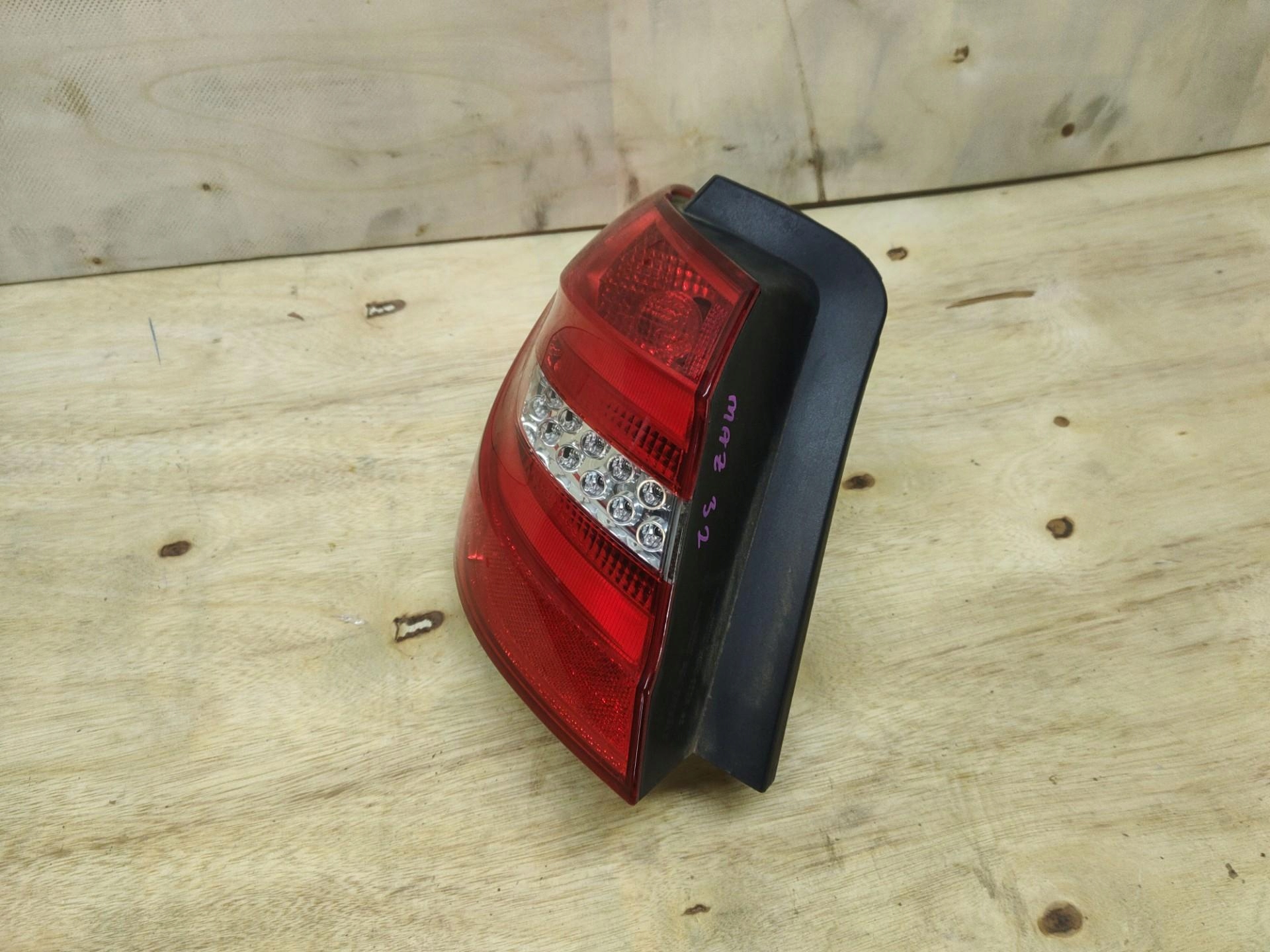 light rear left side Mercedes-Benz B W246 T246.242 2013 A2468200564