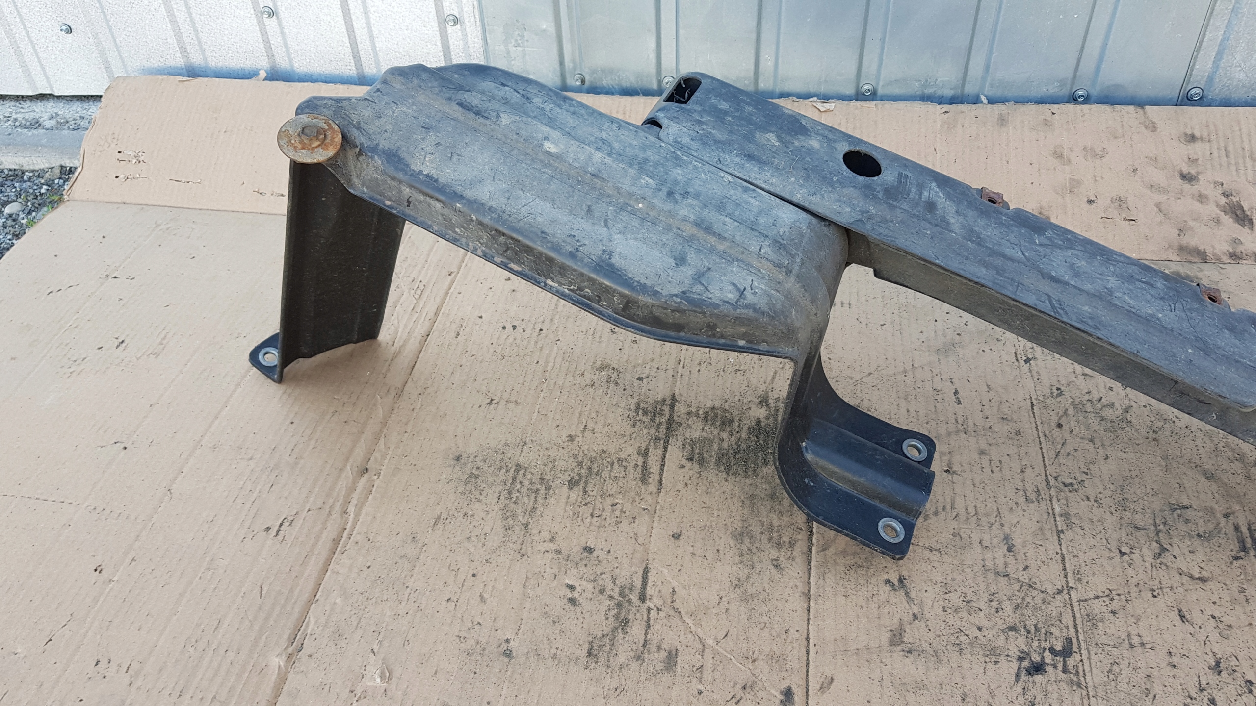 BMW E53 X5 Blende Abdeckung Behälter des Kraftstoffsbehälters