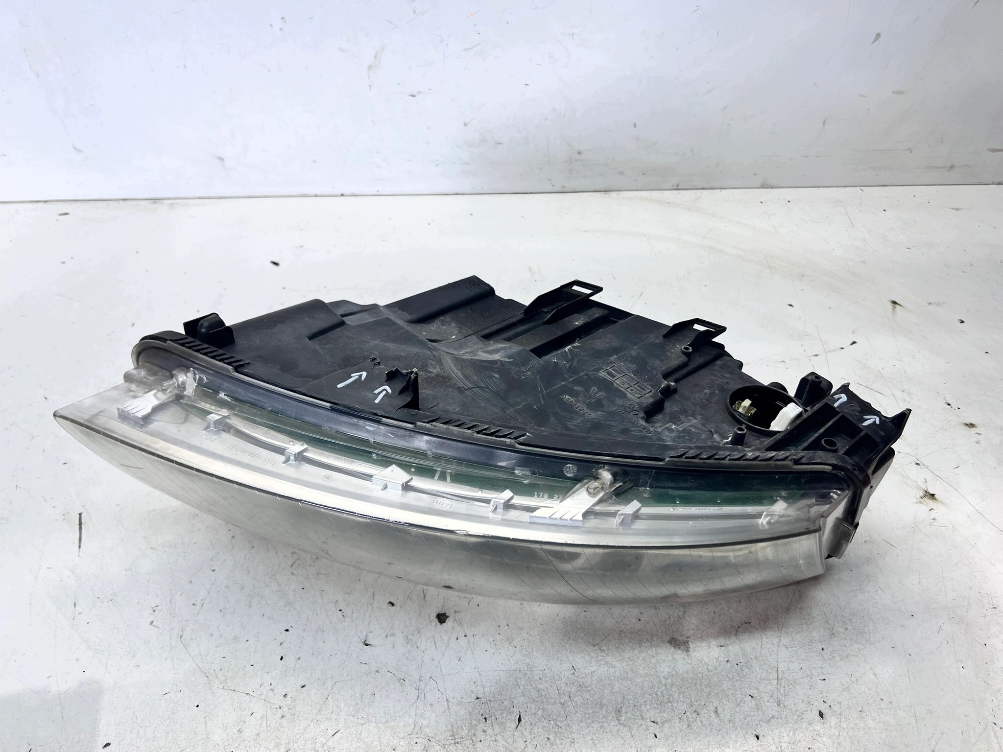 REFLEKTOR light right front AUDI A6 C6 LIFT BI-XENON 4F0941004DH 25/26
