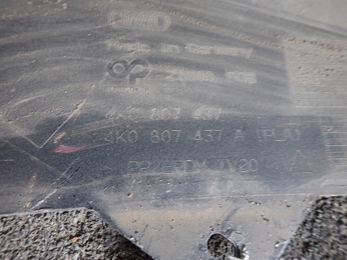 nárazník předek přední AUDI A6 C8 2018- 4K0807437
