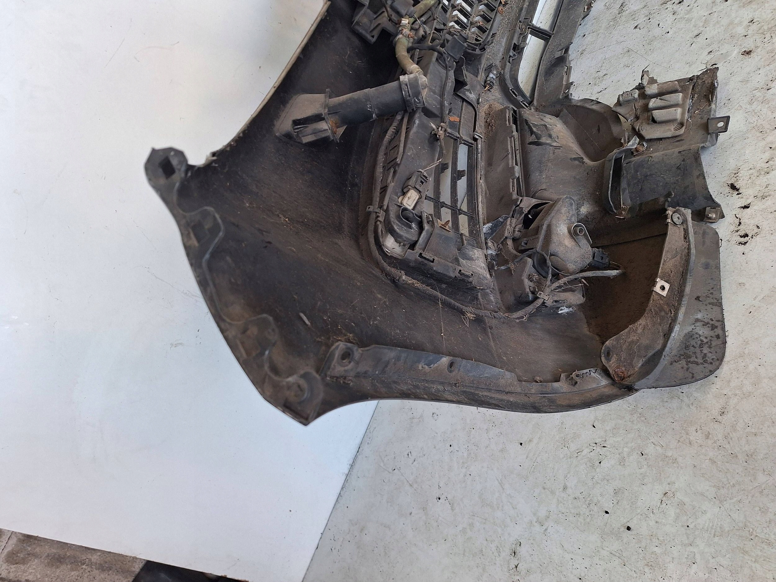 AUDI Q7 4L S-LINE 05-10 bumper XENON + PDC