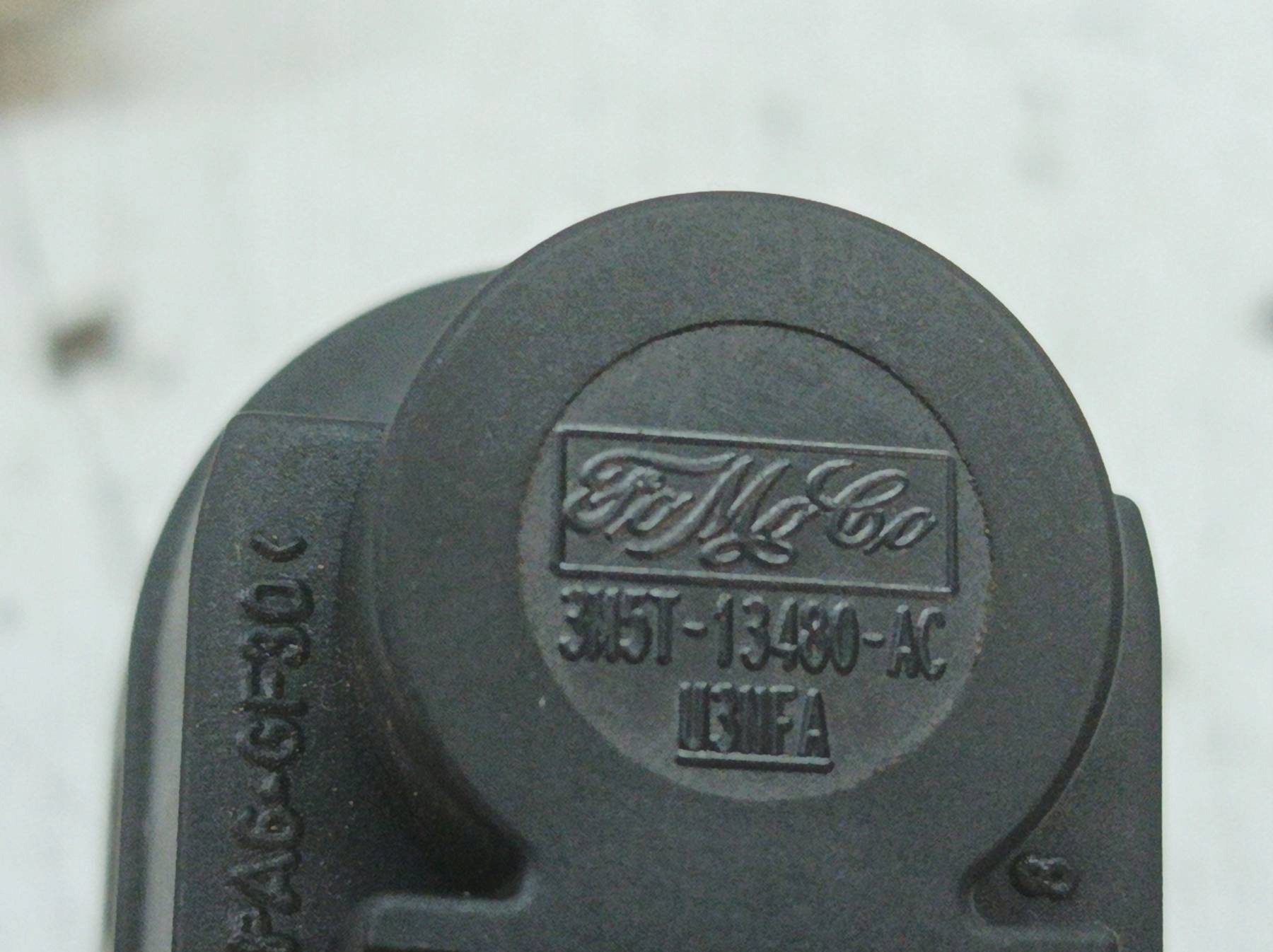 Sensor SENSOR PEDALU der Kupplung Bremse KPL 4M5T-7C534-AA Ford Fiesta Mk7