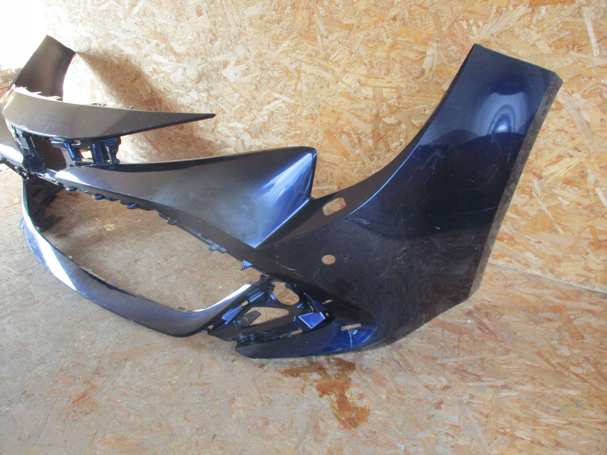 bumper front front TOYOTA COROLLA E21 KOMBI HB LIFT