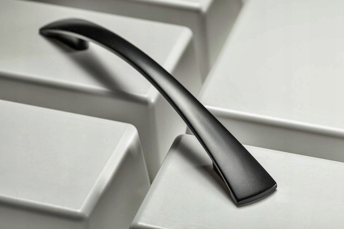 UCHWYT MEBLOWY CZARNY MAT LOFT MODERN- 128 MM Długość 18.1 cm