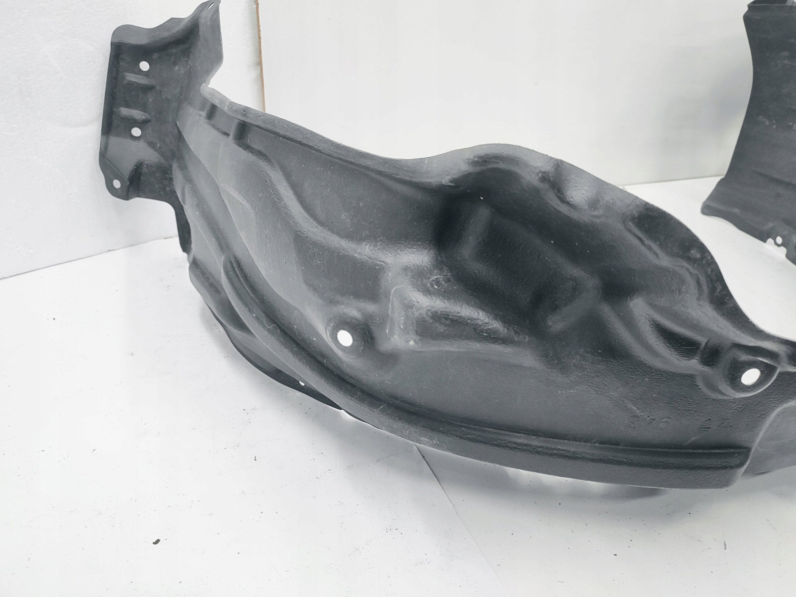 mudguard right front TOYOTA PRIUS IV / 53875-47070