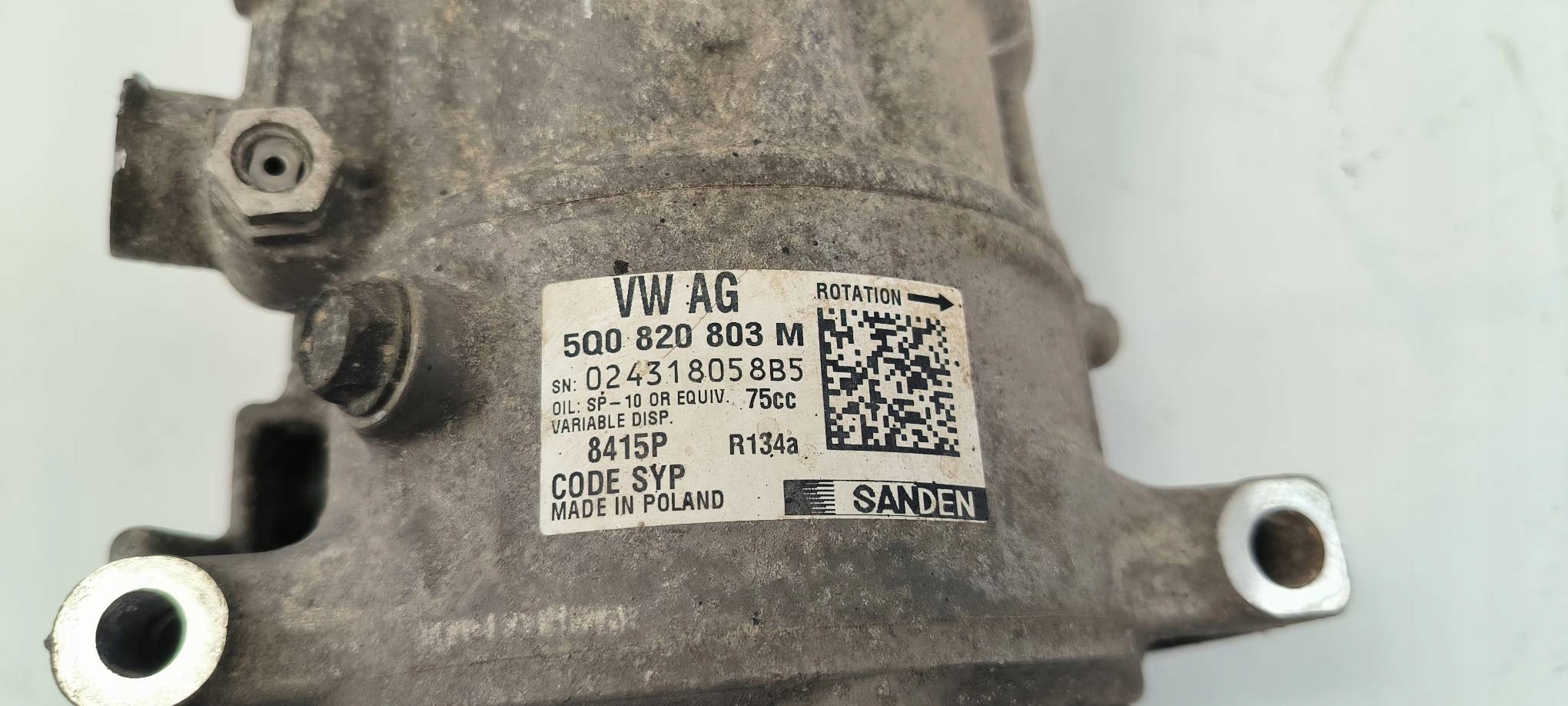 air conditioning compressor 5Q0820803M VOLKSWAGEN CRAFTER II 7C