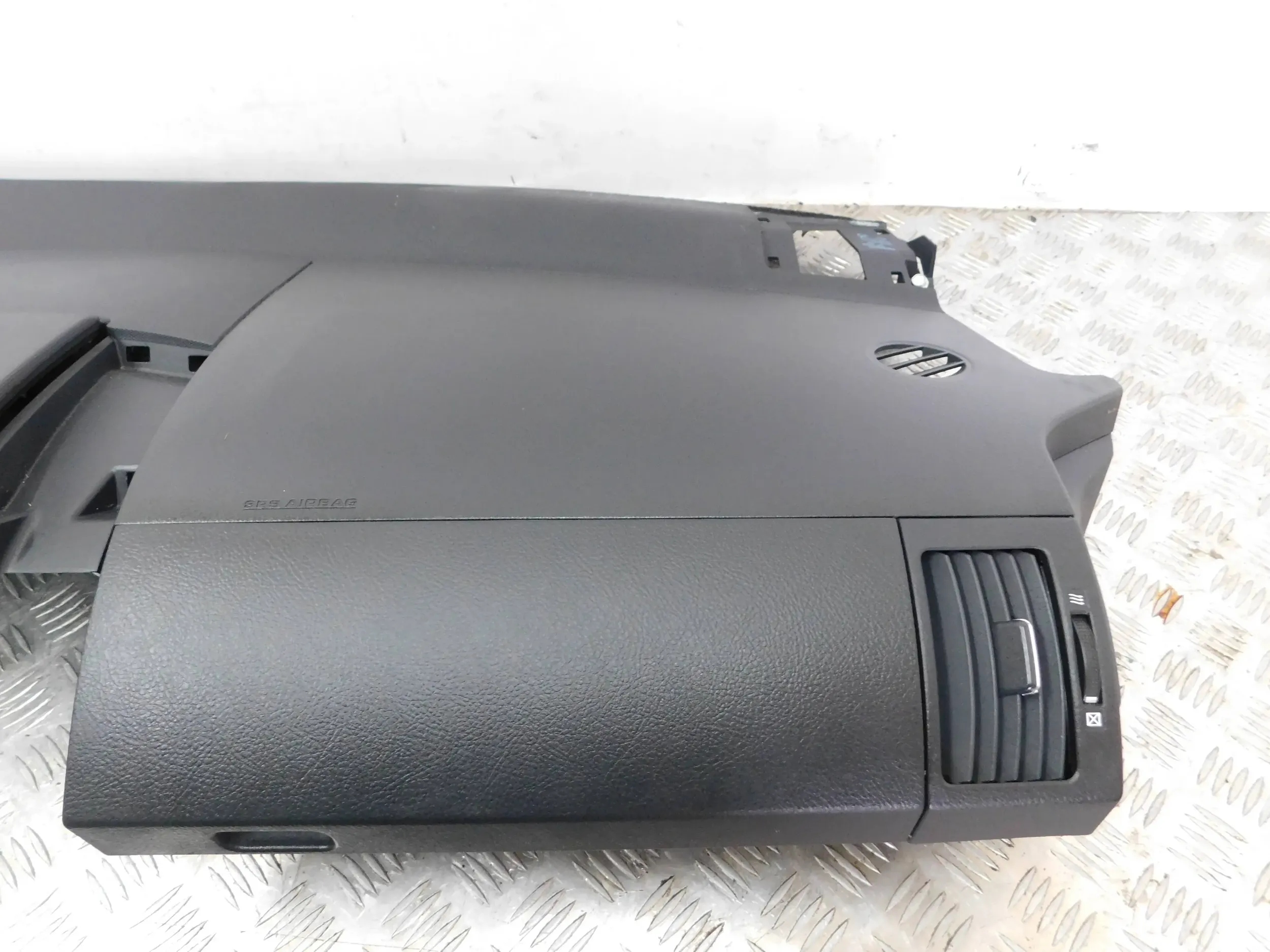 dashboard console airbag TOYOTA COROLLA VERSO 04