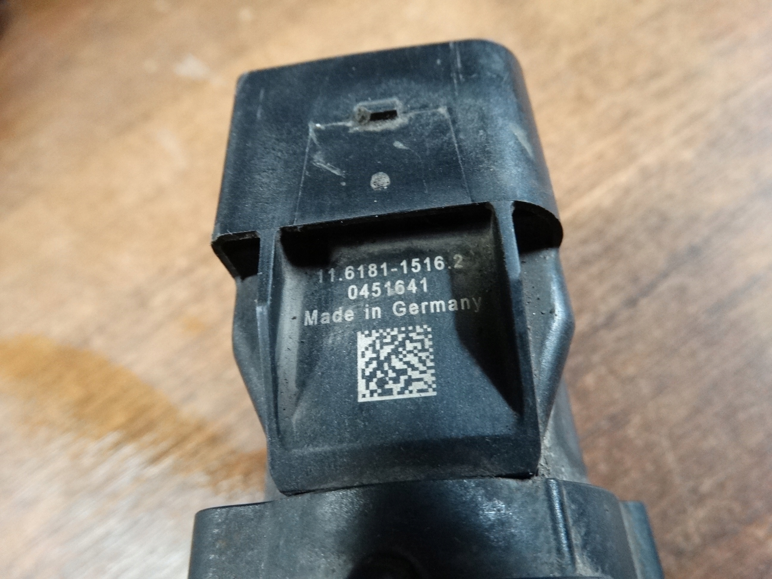 mini motor electric brake rear part right CAYENNE 7P 1