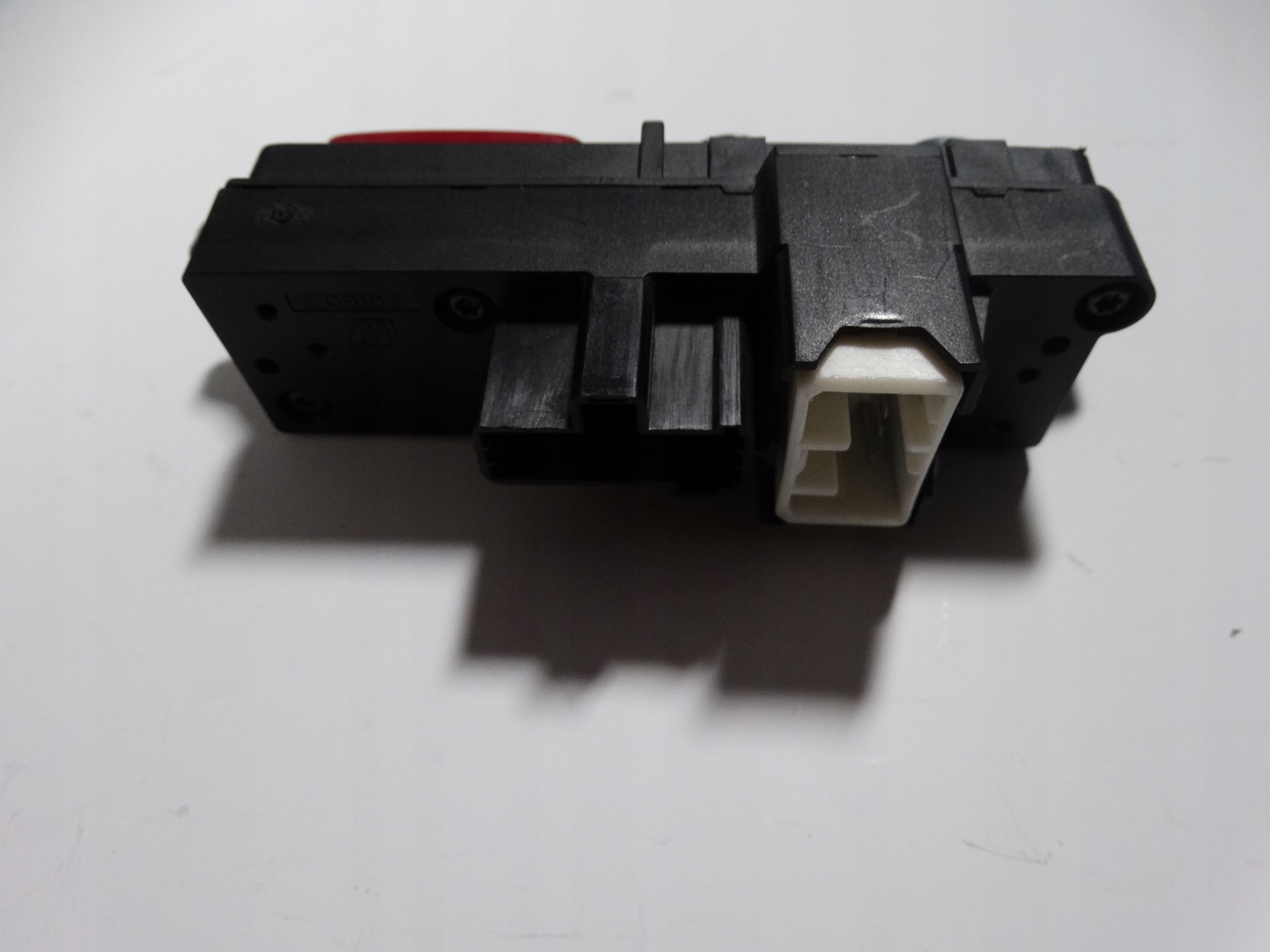switch of warning lights central of a lock MASERATI 1