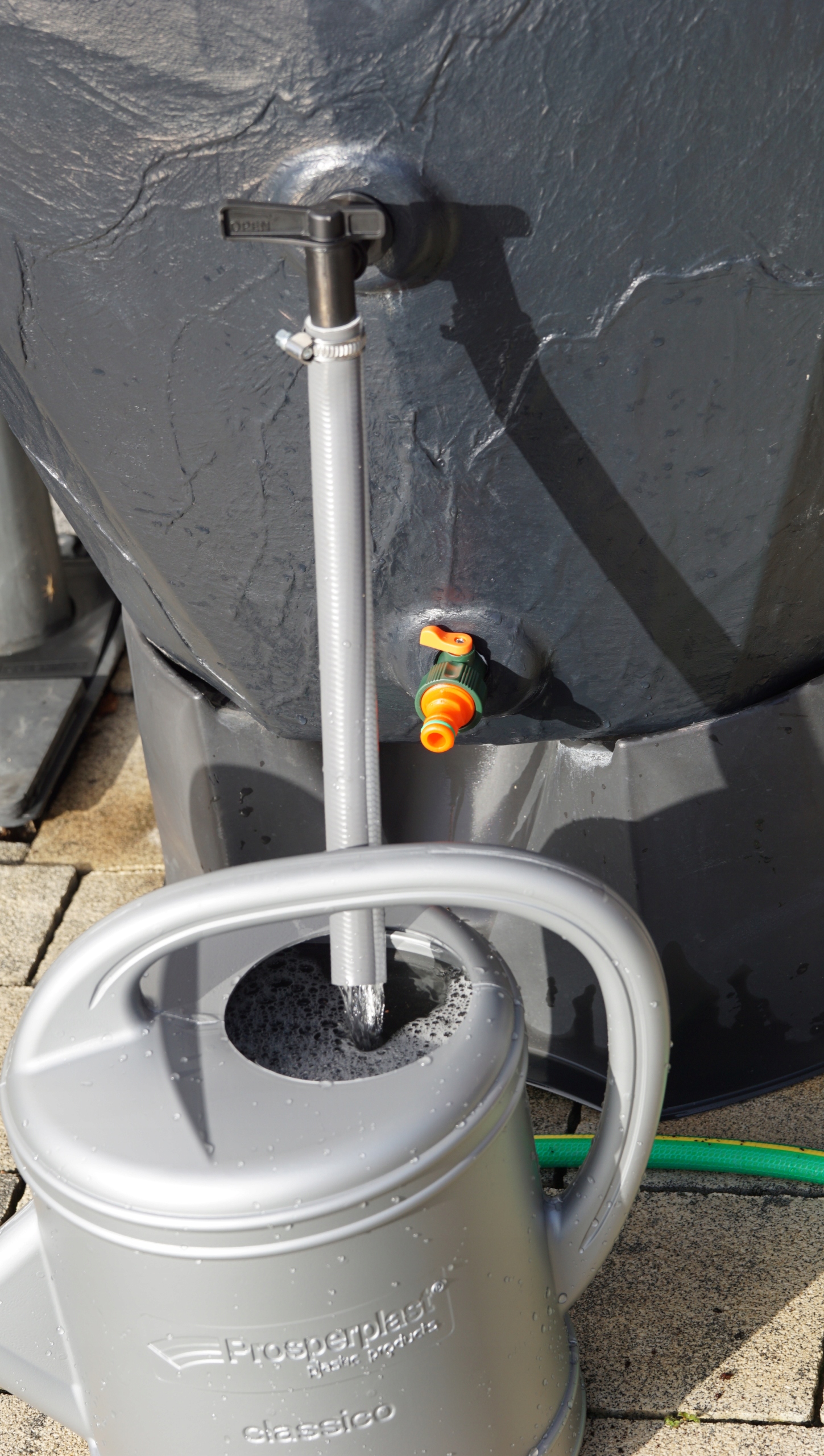 Beczka 240l Zbiornik na wodę + przyłącza, podstawa Kod producenta PP-IDMZ240G2_S433