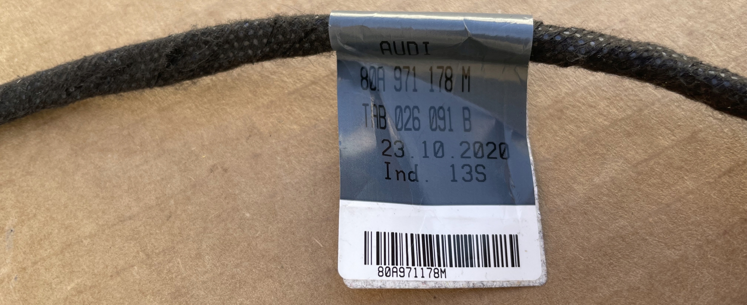 LADOWARKA INDUKCYJNA bundle AUDI Q5 80A971178M original IDEAL