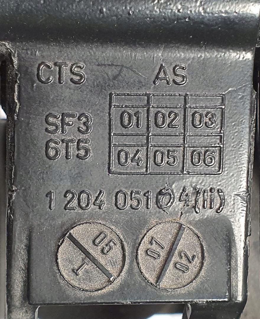 ZAWIAS DACHU LEWY TYŁ MERCEDES SL 55 R230 Typ samochodu Samochody osobowe