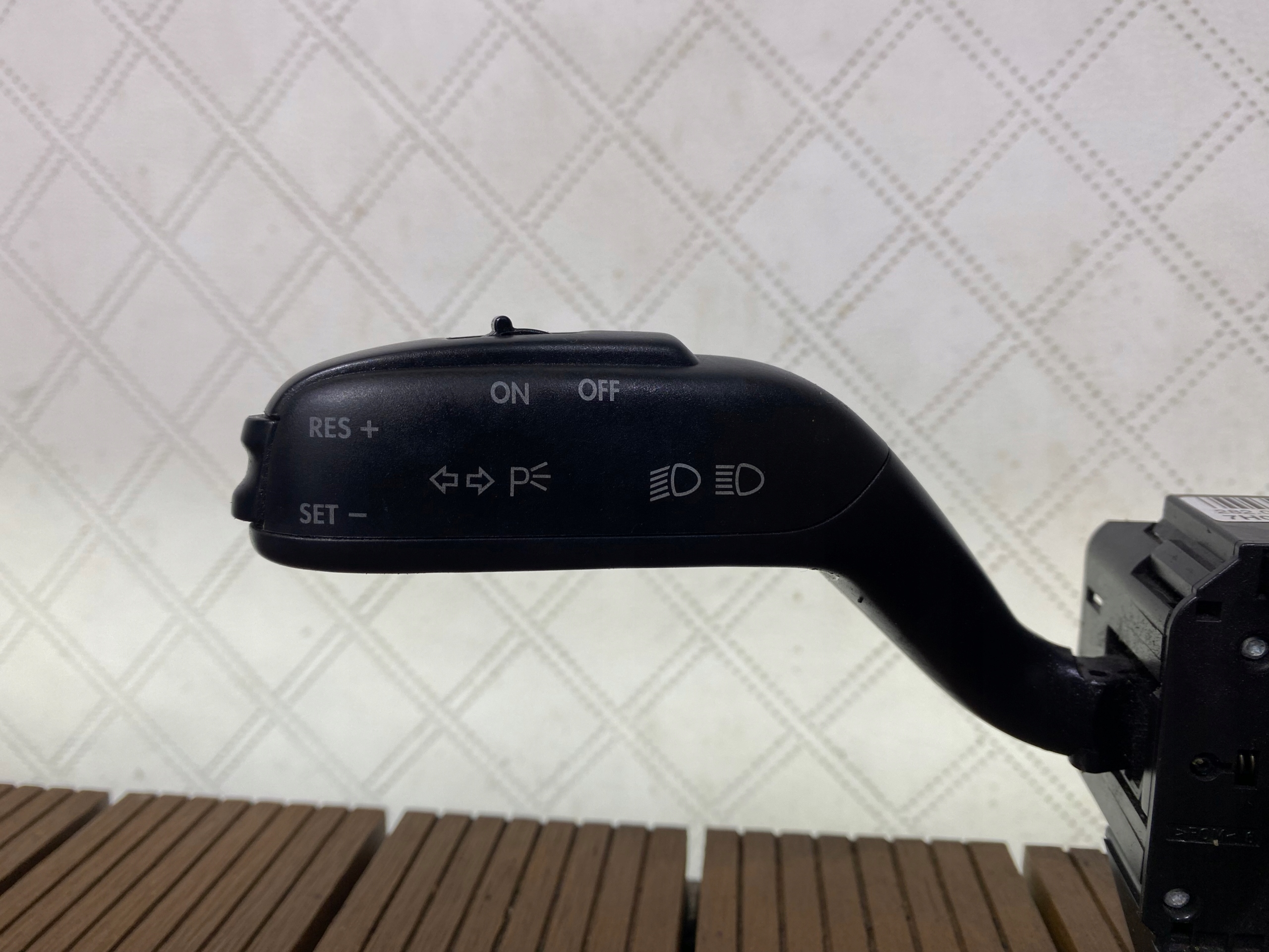 SKODA ROOMSTER II 06-15 control levers ring 7H0953513C TEMPOMAT OE