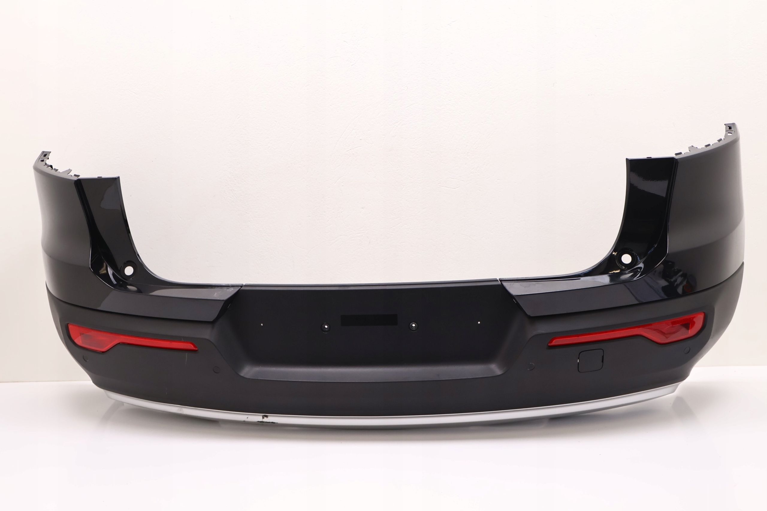 VOLVO XC40 ZDERZAK TYŁ 717 31449333