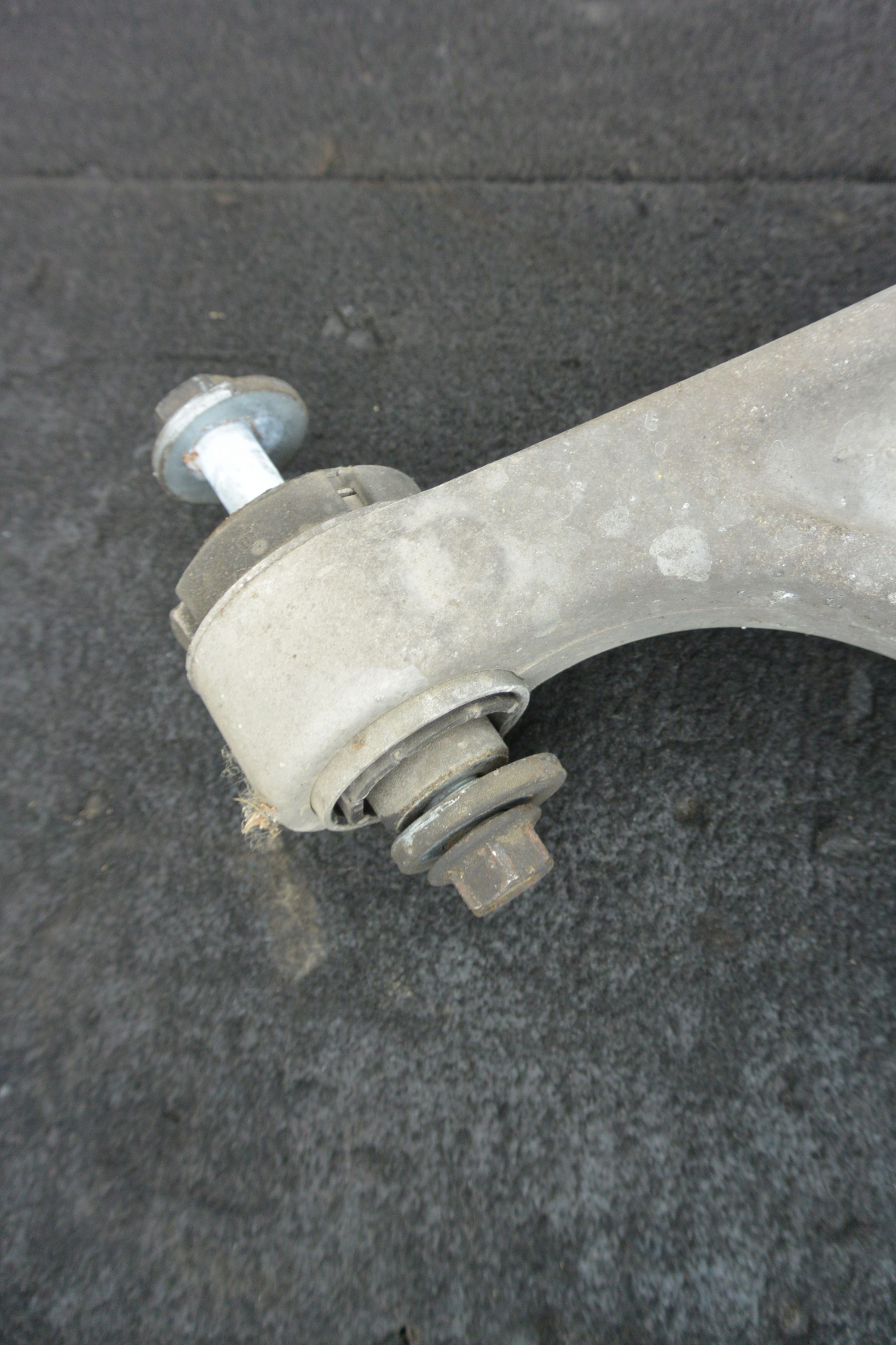 arm left front lower MASERATI QUATTROPORTE VI GHIBLI III