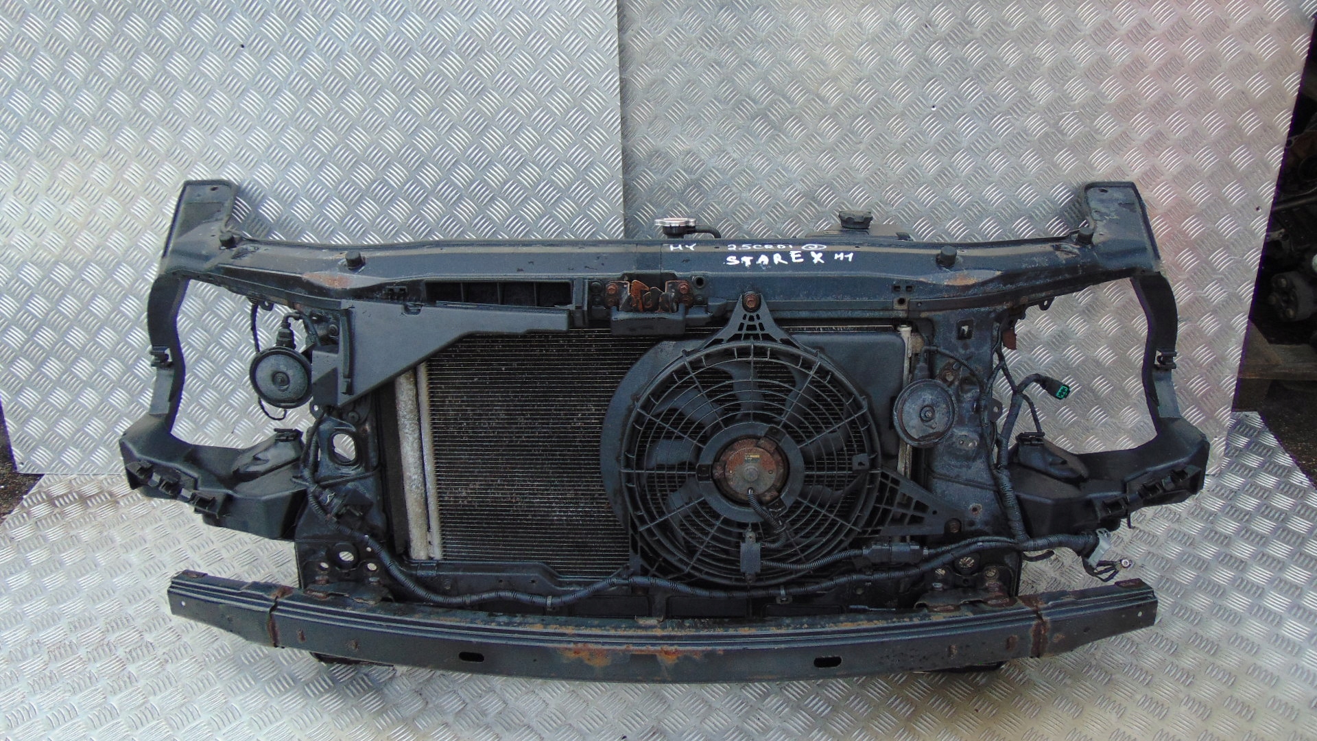 PAS PRZEDNI HYUNDAI i800 H01 2.5 CRDI