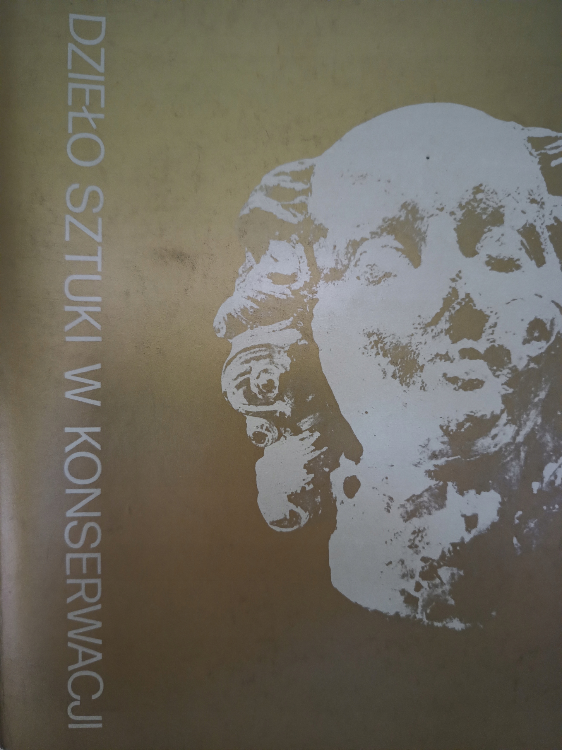 DZIEŁO SZTUKI W KONSERWACJI