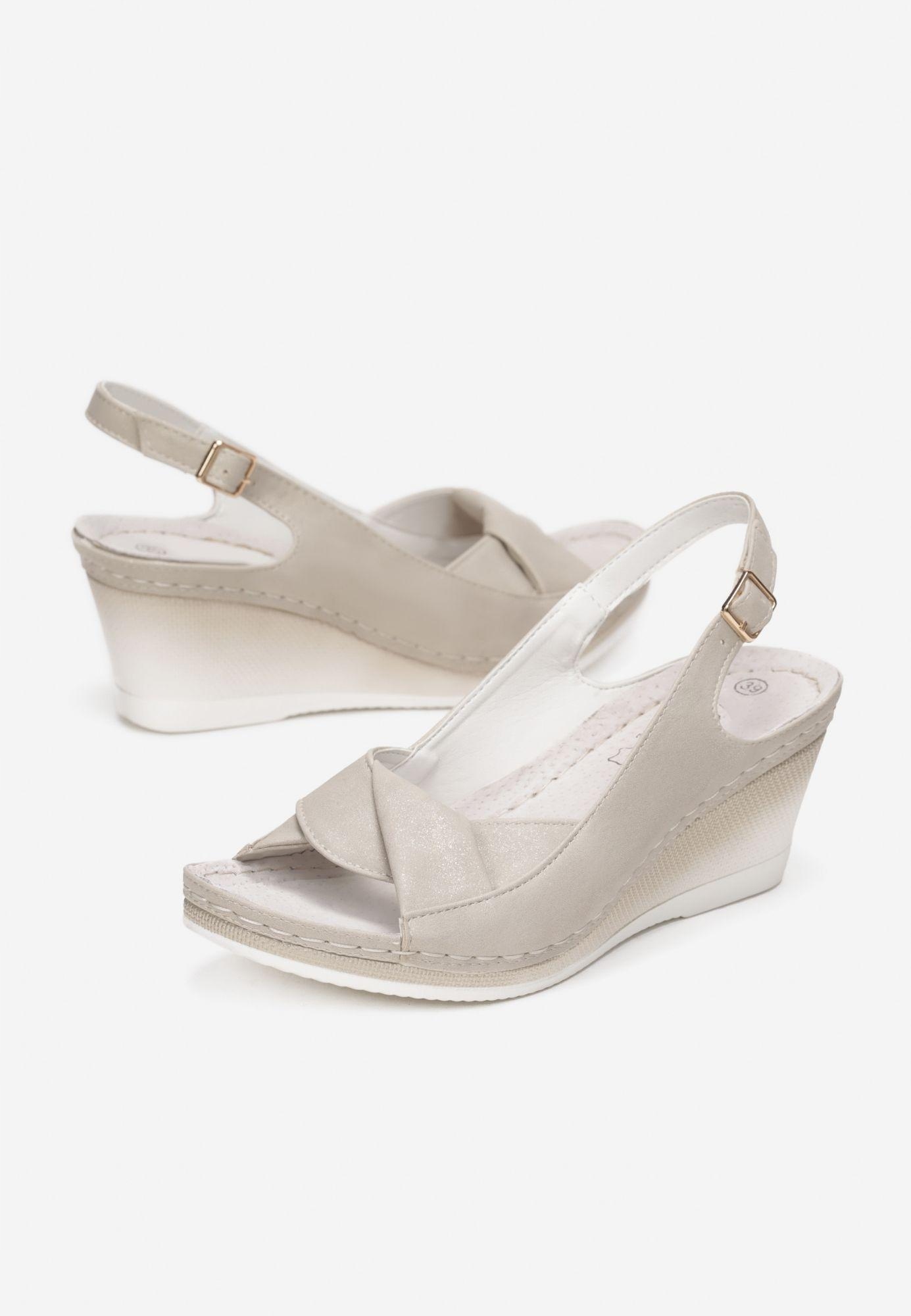 

Born2Be Beżowe Sandały damskie 39