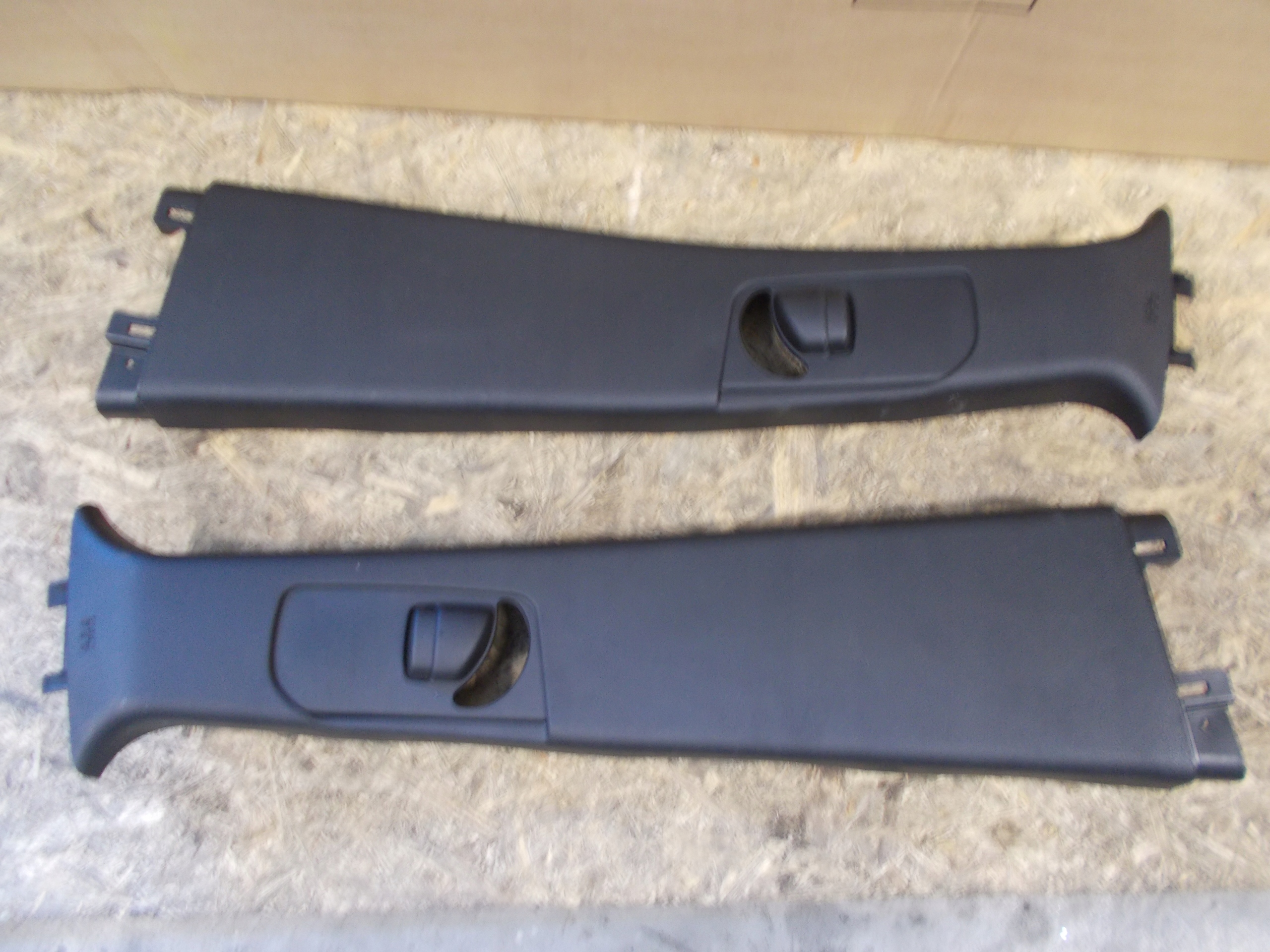 КРЫШКА СТОЙКИ JEEP GRAND CHEROKEE