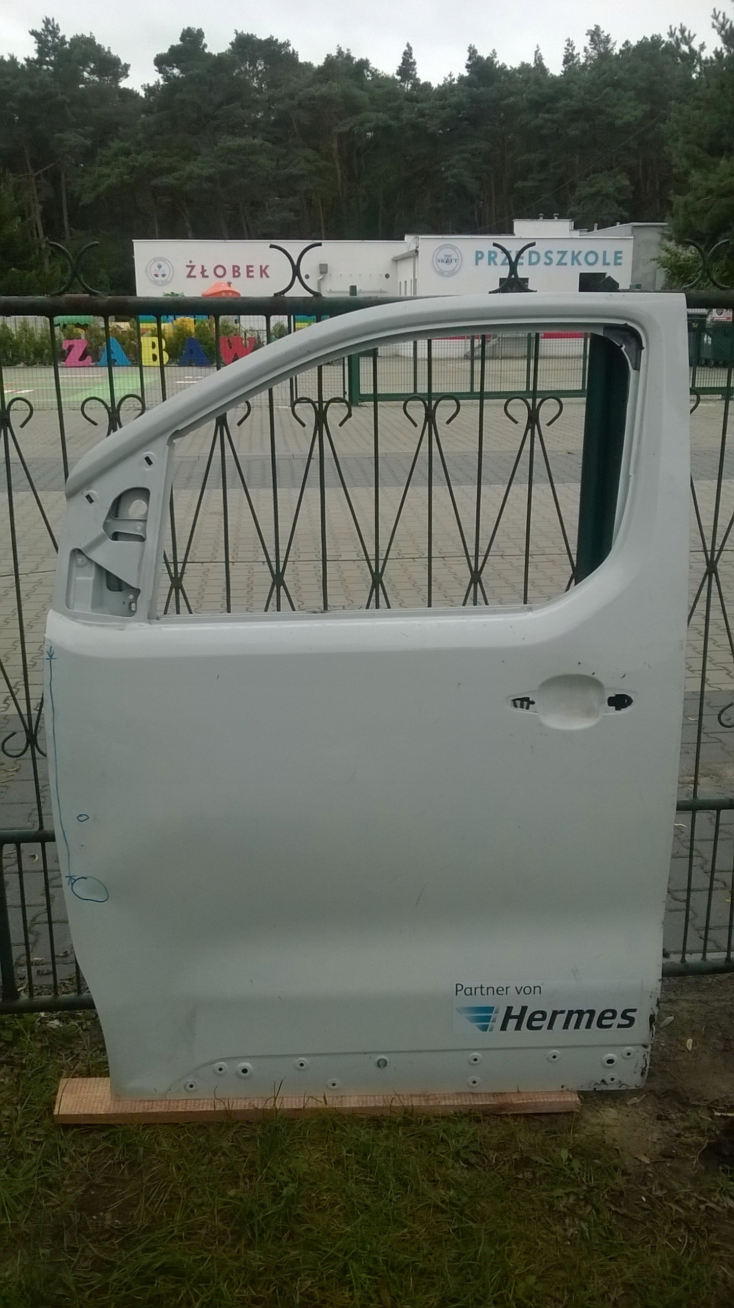 PRO ACE TRAVELLER SPACETOURER przednie lewe drzwi