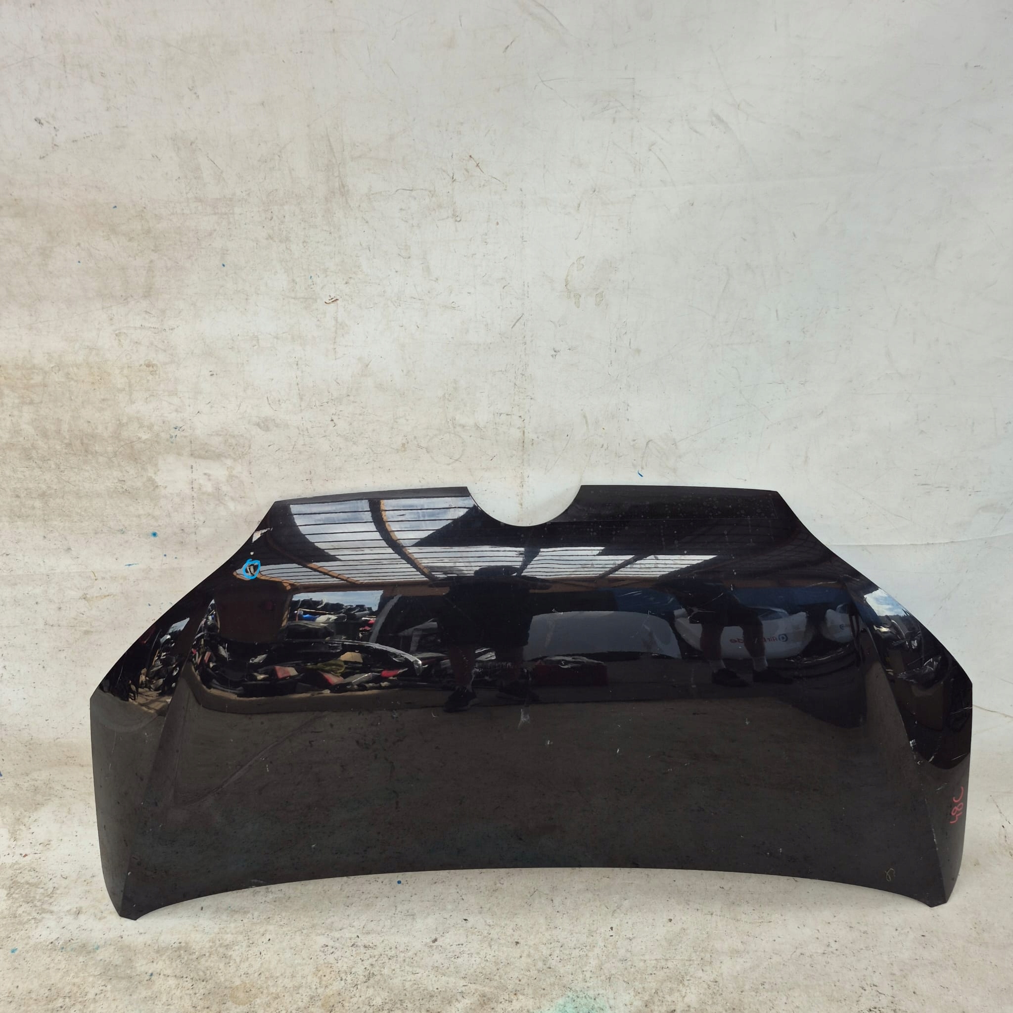 VW UP 1S0 11-16 Capot