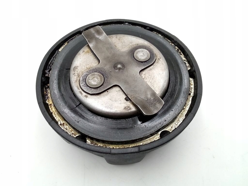Volvo S80 e tappo serbatoio olio