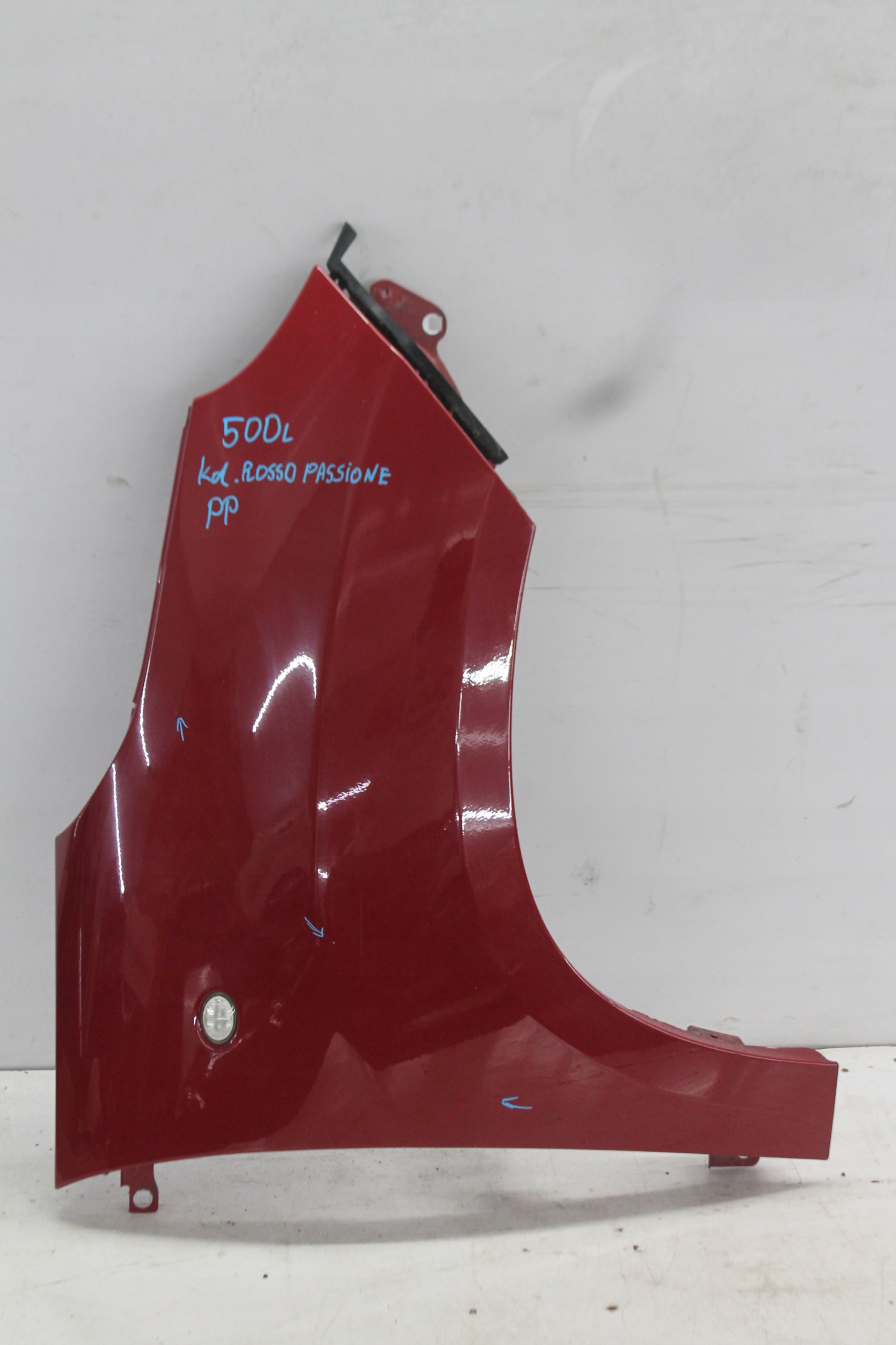 fender right front front 895B FIAT 500L 12-17