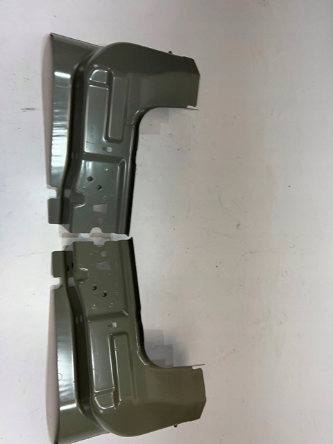 MERCEDES W447 VITO 2014- PAS TYLNY NAROŻNIK L+P