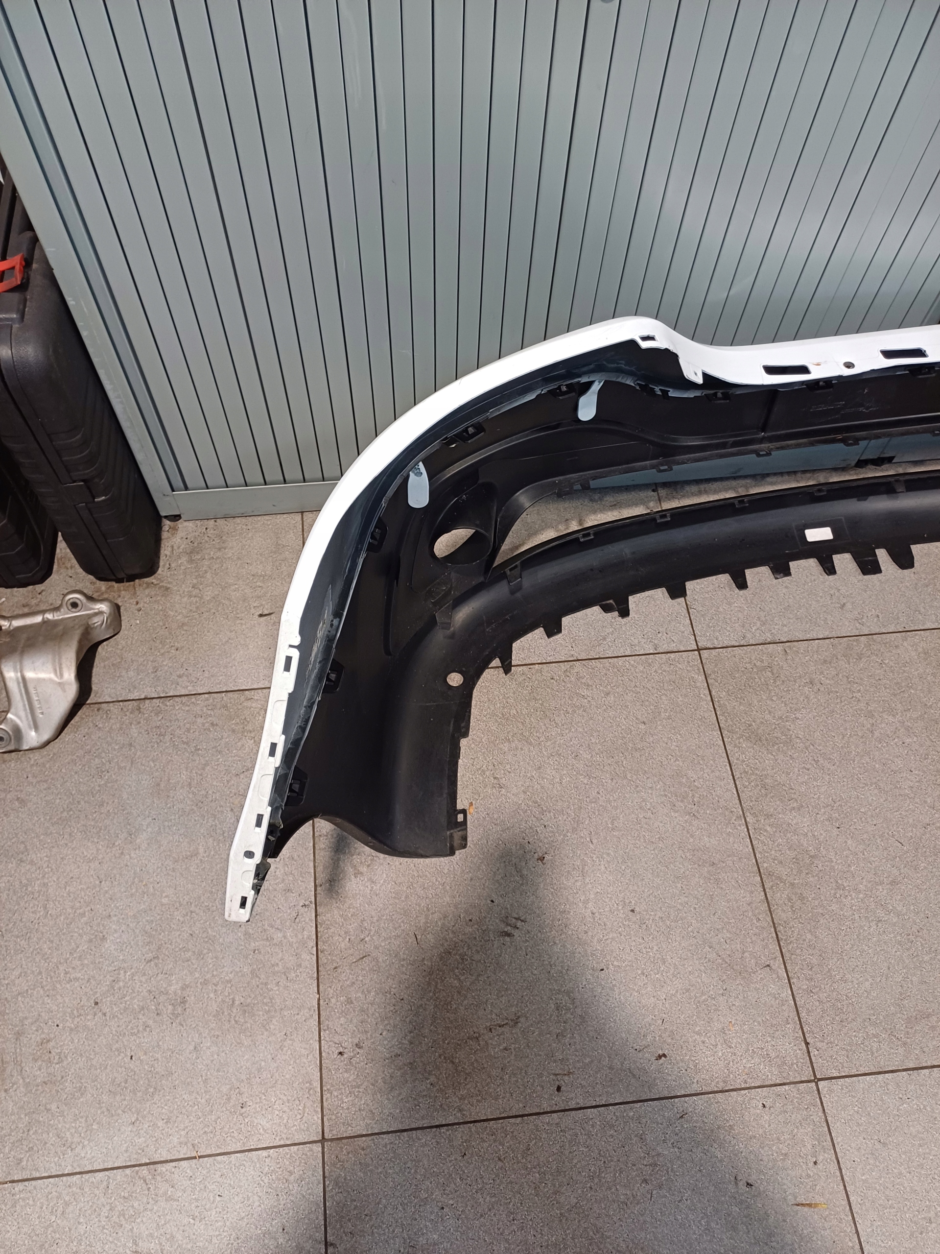 bumper front front RENAULT TRAFIC 3 III 620223380R
