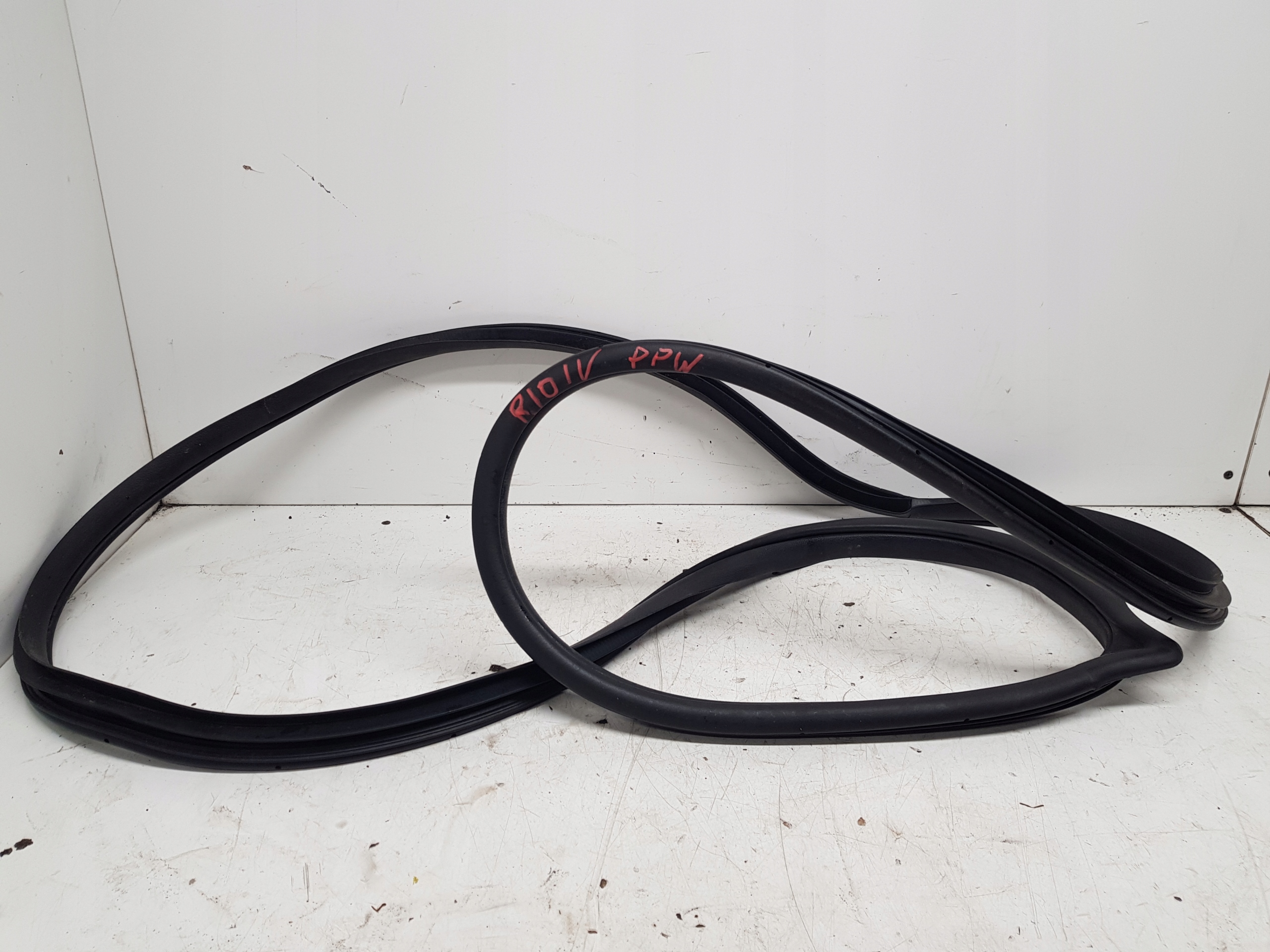KIA RIO IV gasket door left front 2017