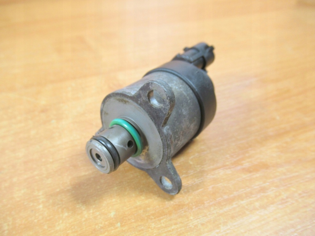 ZAWÓR PALIWA LAGUNA II 2 1,9 2,2 DCI 0928400502