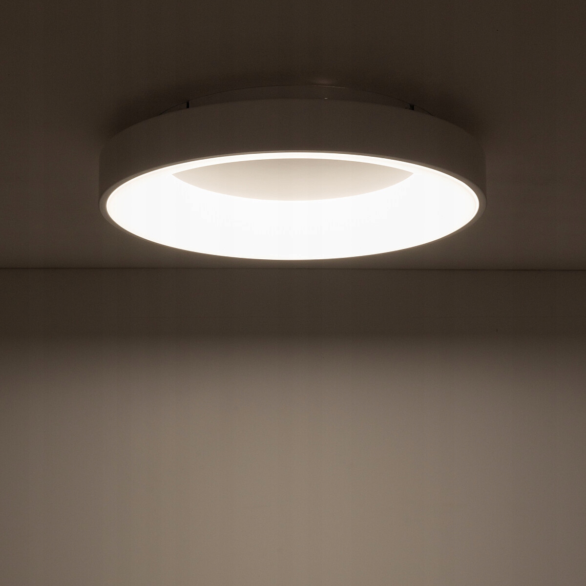 Nikki Round Led white 48W 3000K 11201 Nowodvorski