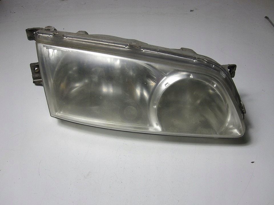 ФАРА ПЕРЕДНЯ ПРАВА ФАРИ HYUNDAI H15r