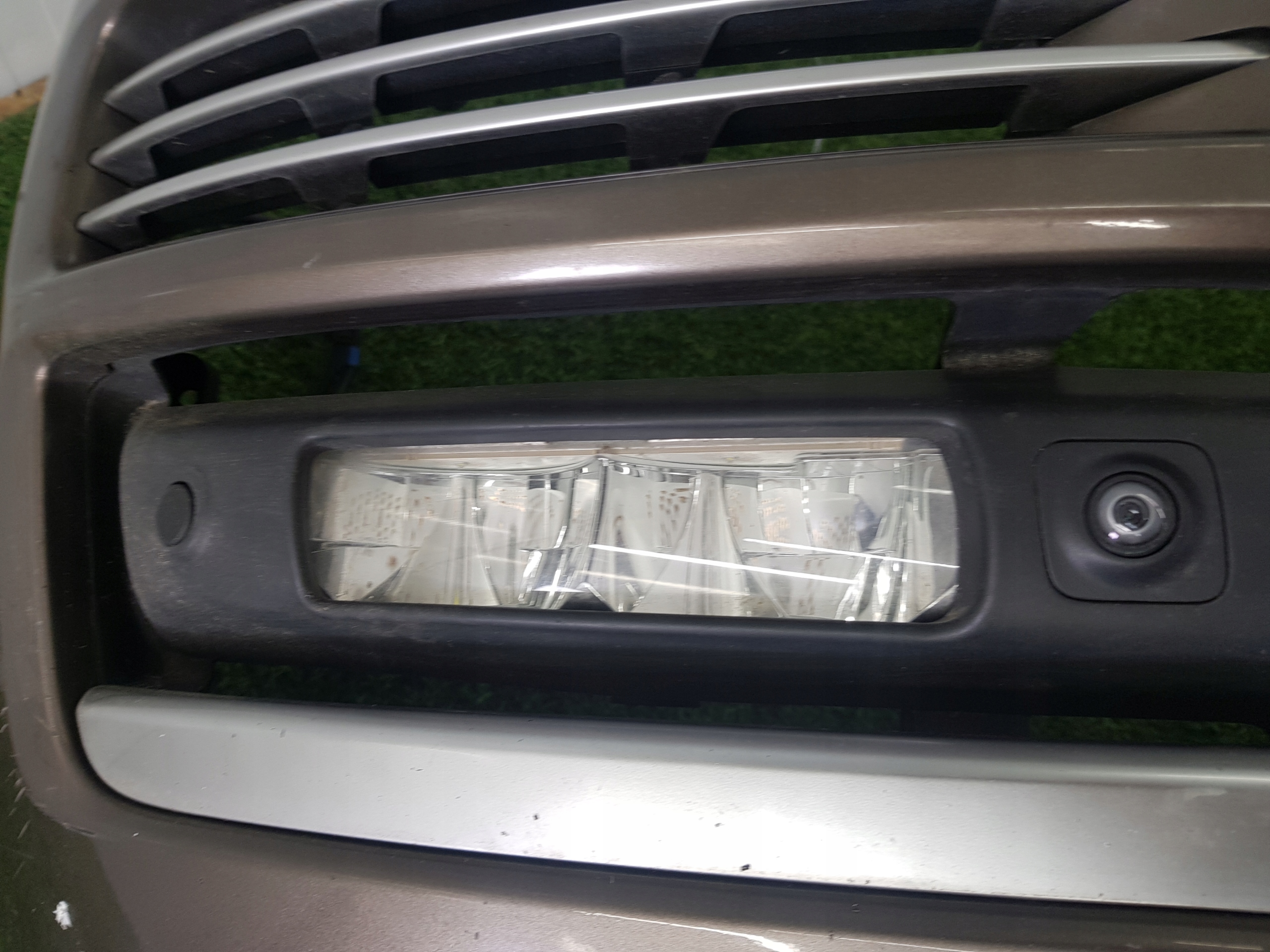 bumper front front RANGE ROVER VOGUE L405 2014 6xPDC 2xKAMERA