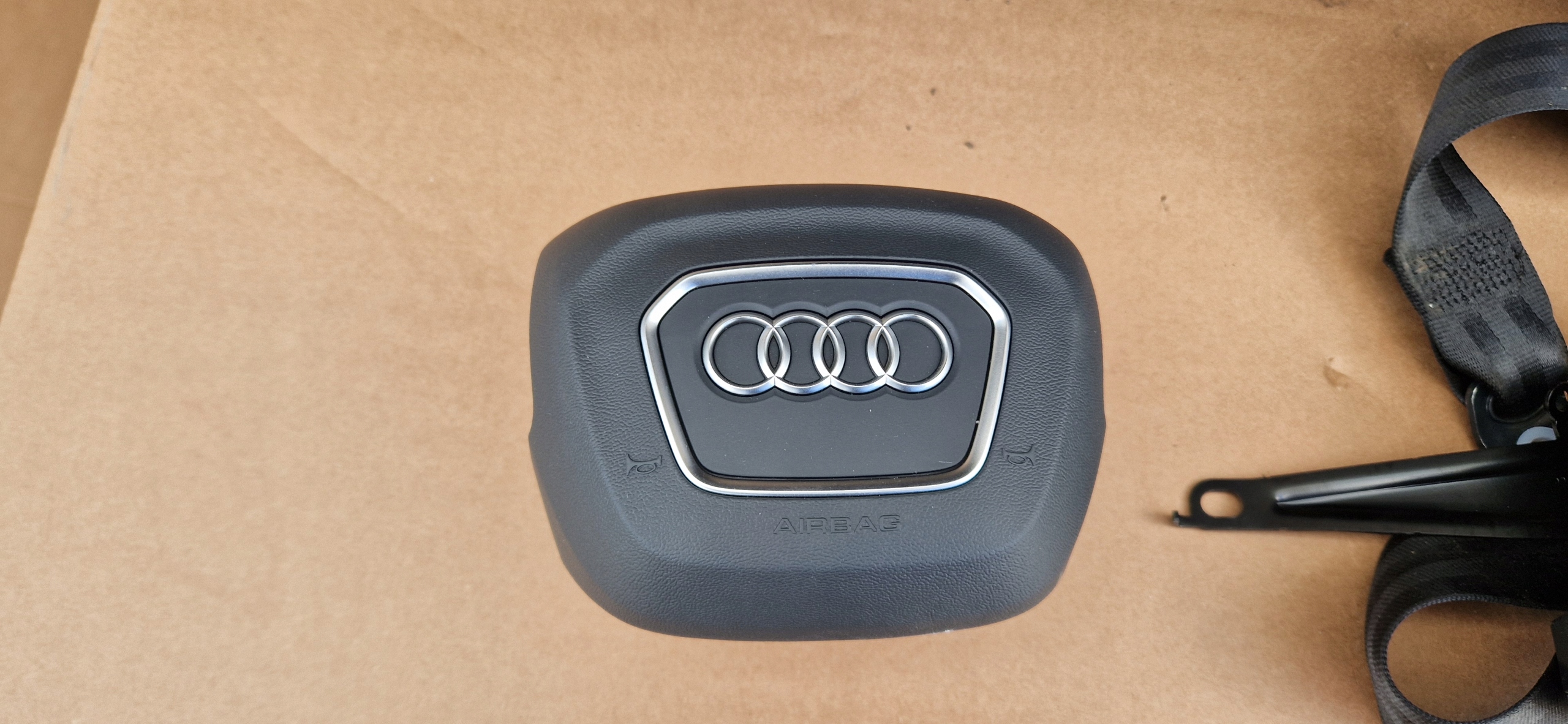 console dashboard instrument panel AUDI Q5 80A LIFT original complete as new