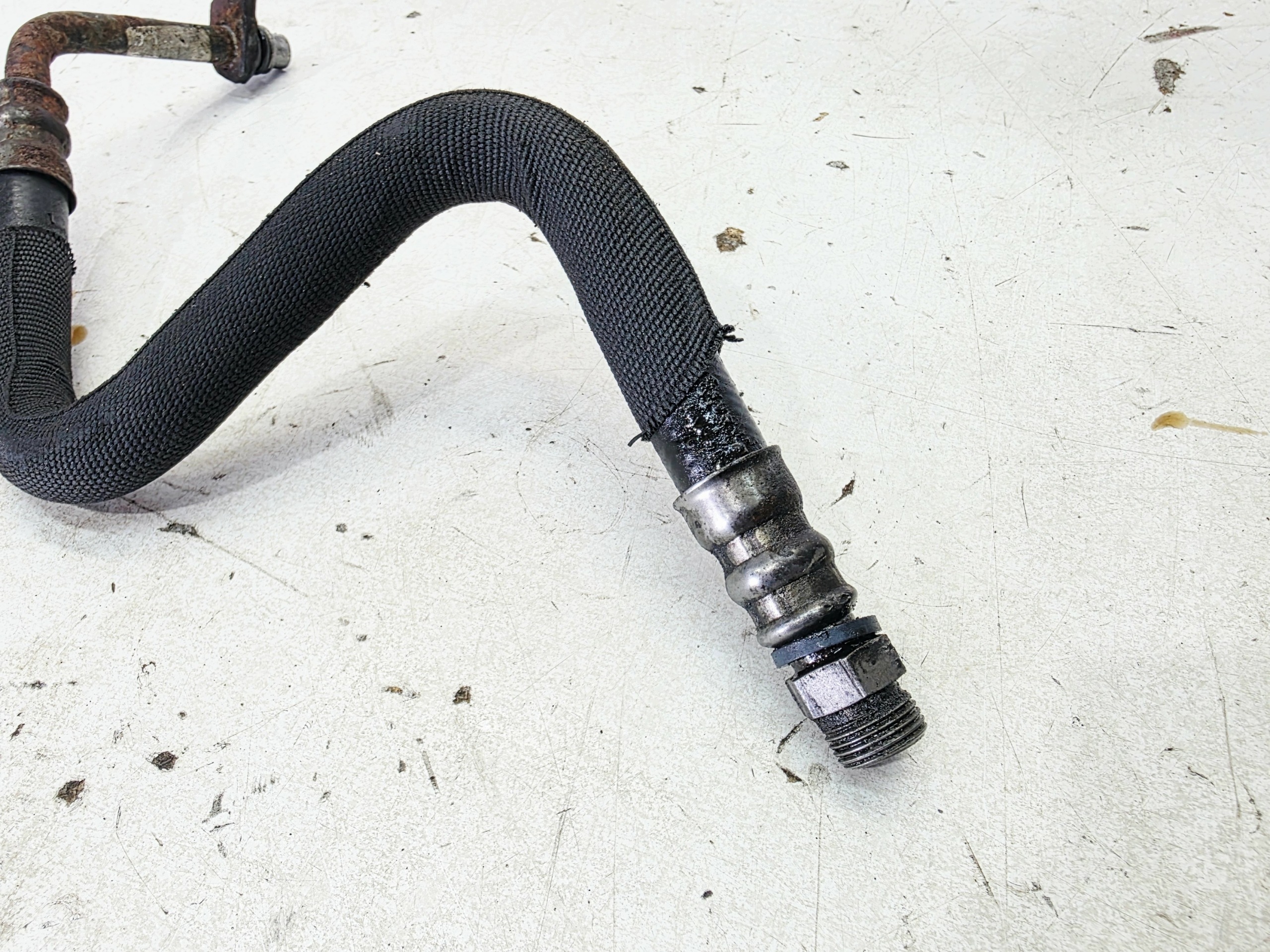 Ölleitung Getriebe getriebe AUDI A4 B8 A5 8T Q5 8R 8R0317825D