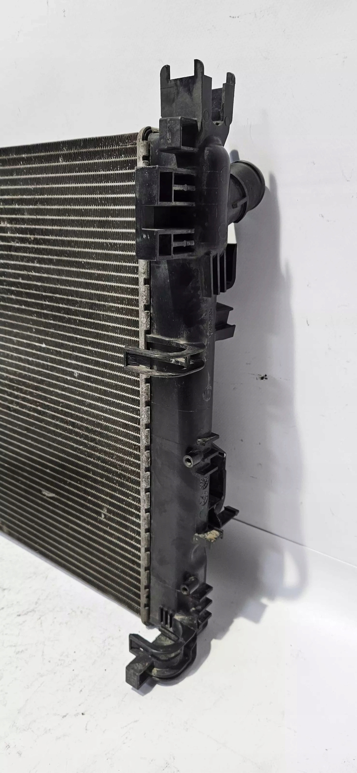 water cooler RENAULT DACIA 1.5 DCI 214104225R