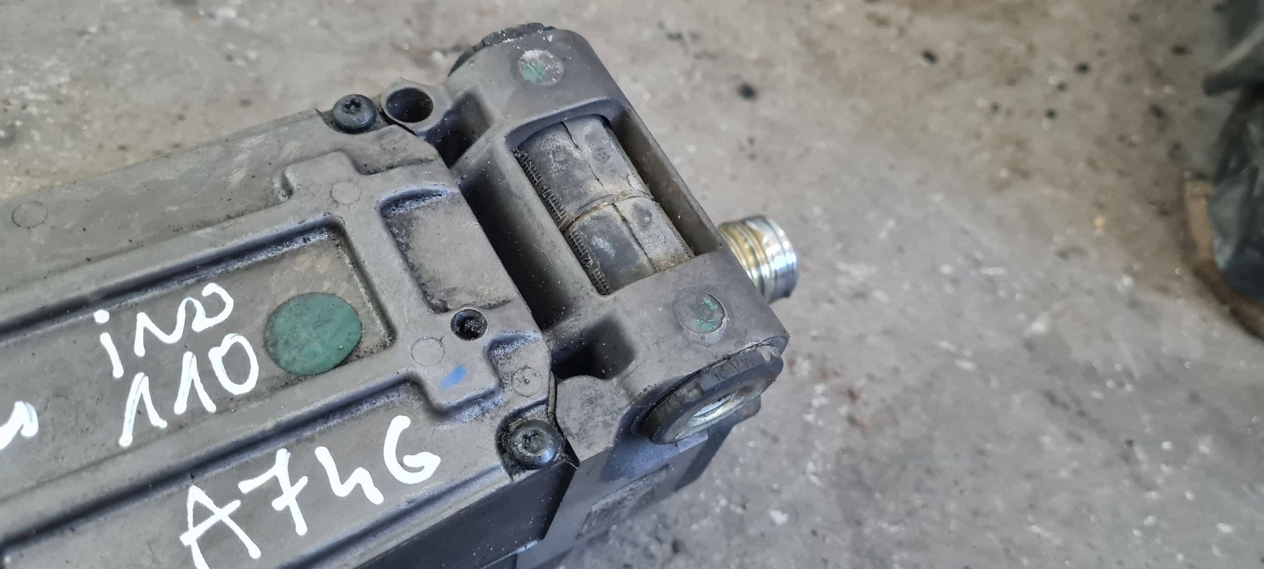 A7 4G servo control module control unit ANGLIK 4G2423105C A6 C7 4G