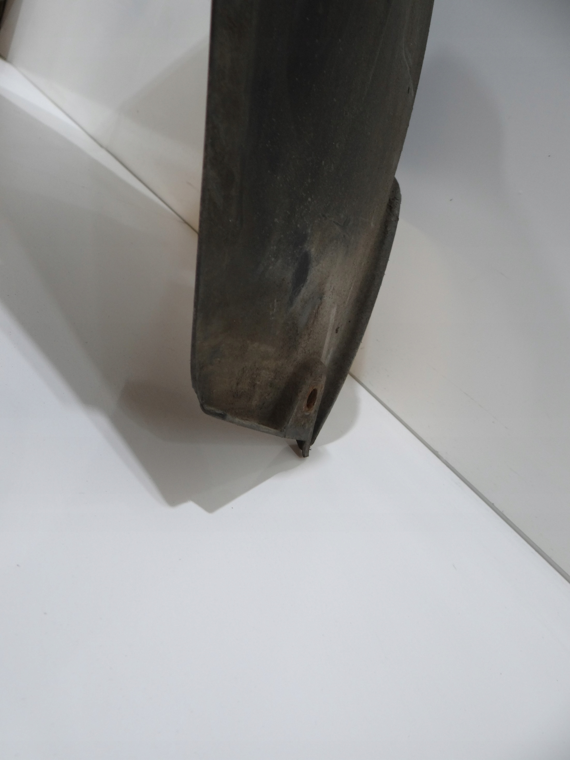 BMW X3 E83 LIFT M PAKIET mudguard left rear part 3400057