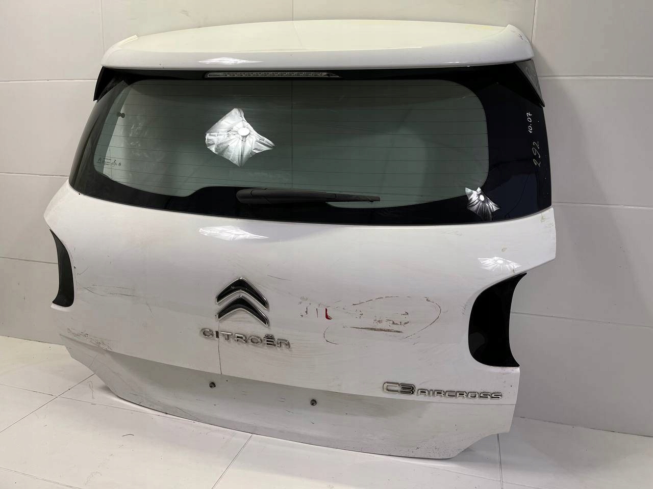 rear trunk door boot Citroen C3 Aircross 2019