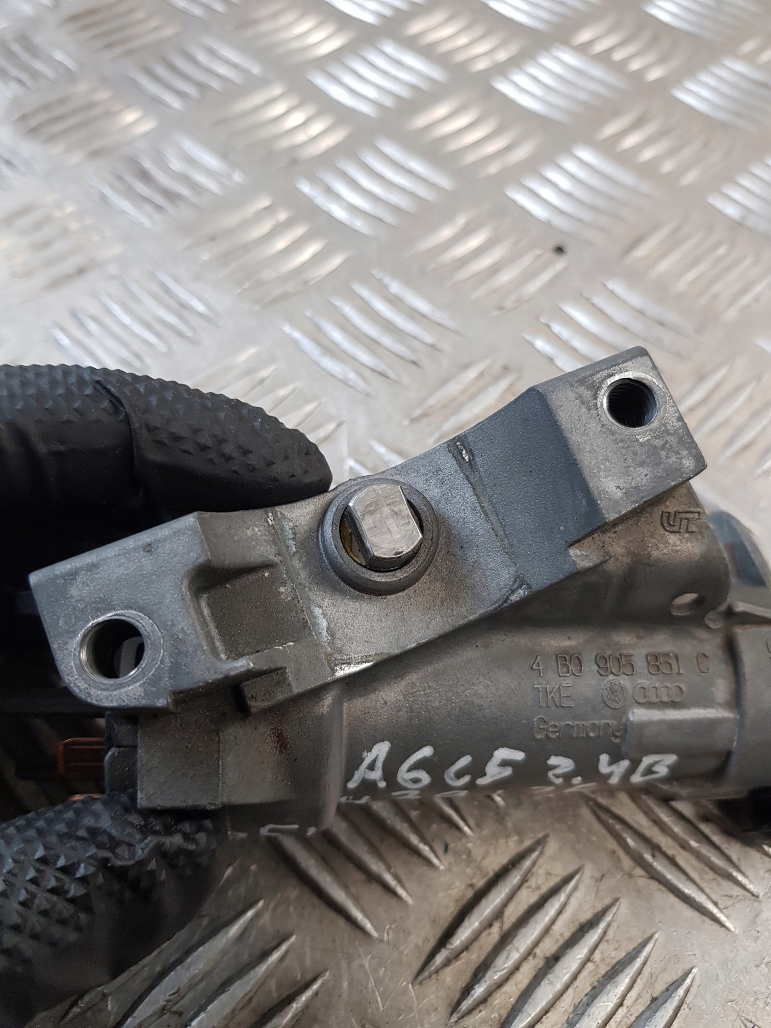 ignition key 4B0905851C AUDI A6 C5 02R