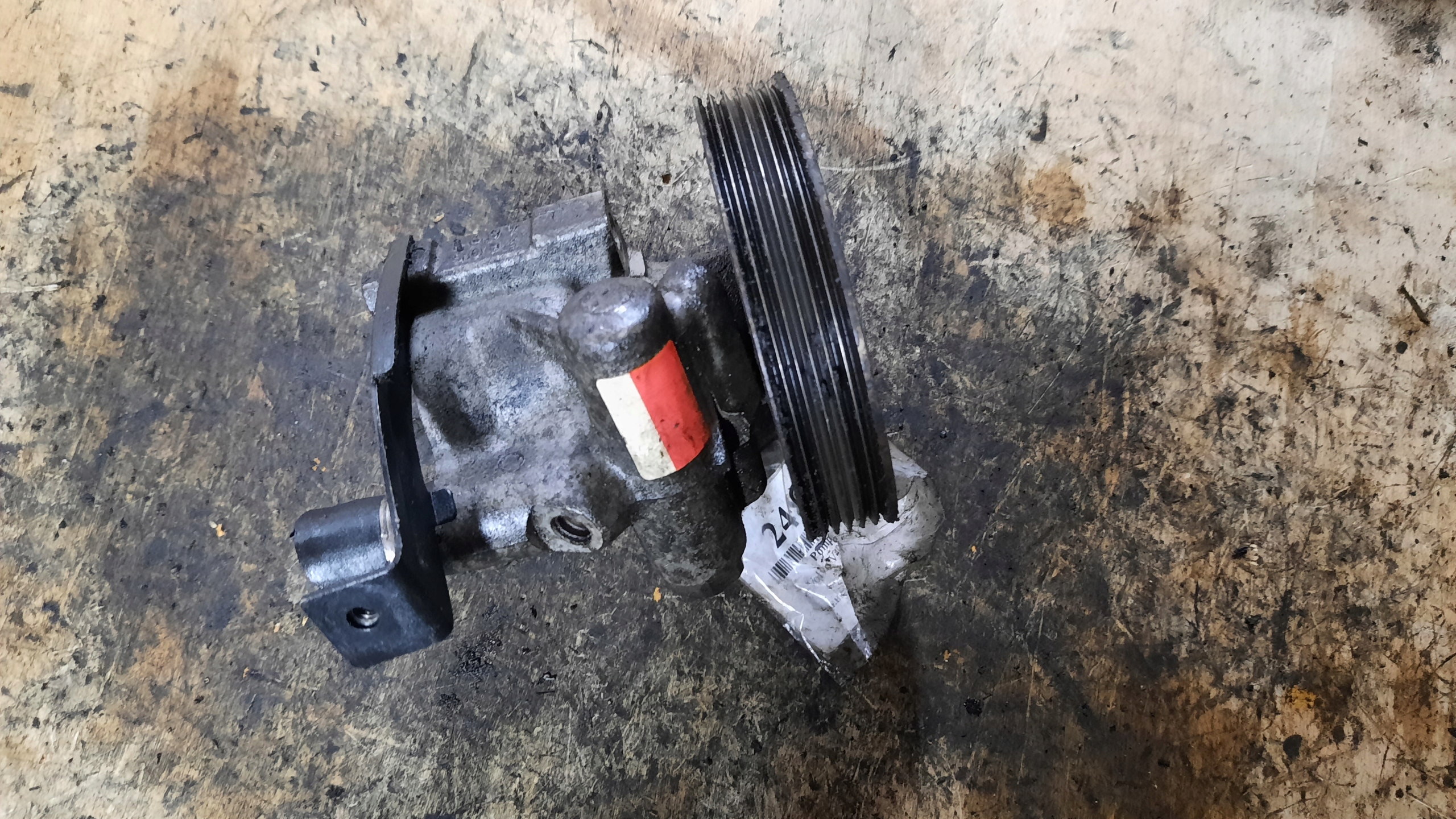 Насос гідропідсилювача VOLVO V40 1.9 D 01R